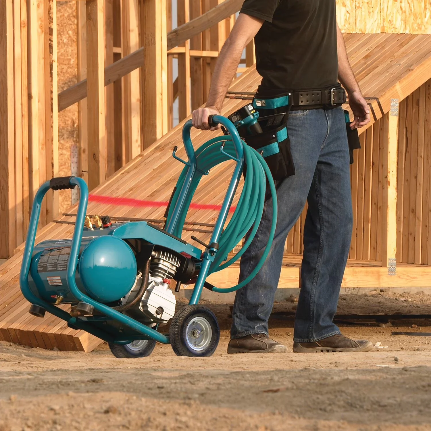 Versatile Air Tools Compressor with Portable, 3.0 HP - Metal/Plastic Black Model F550B0