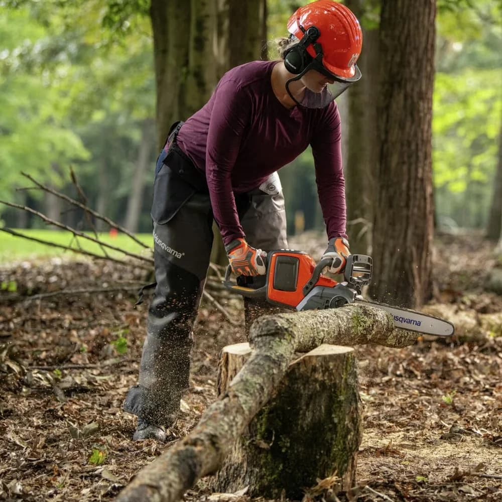 Versatile Chainsaw with 56V, Tool-Less Chain Tensioning - Orange - Professional Series Model 08FA45