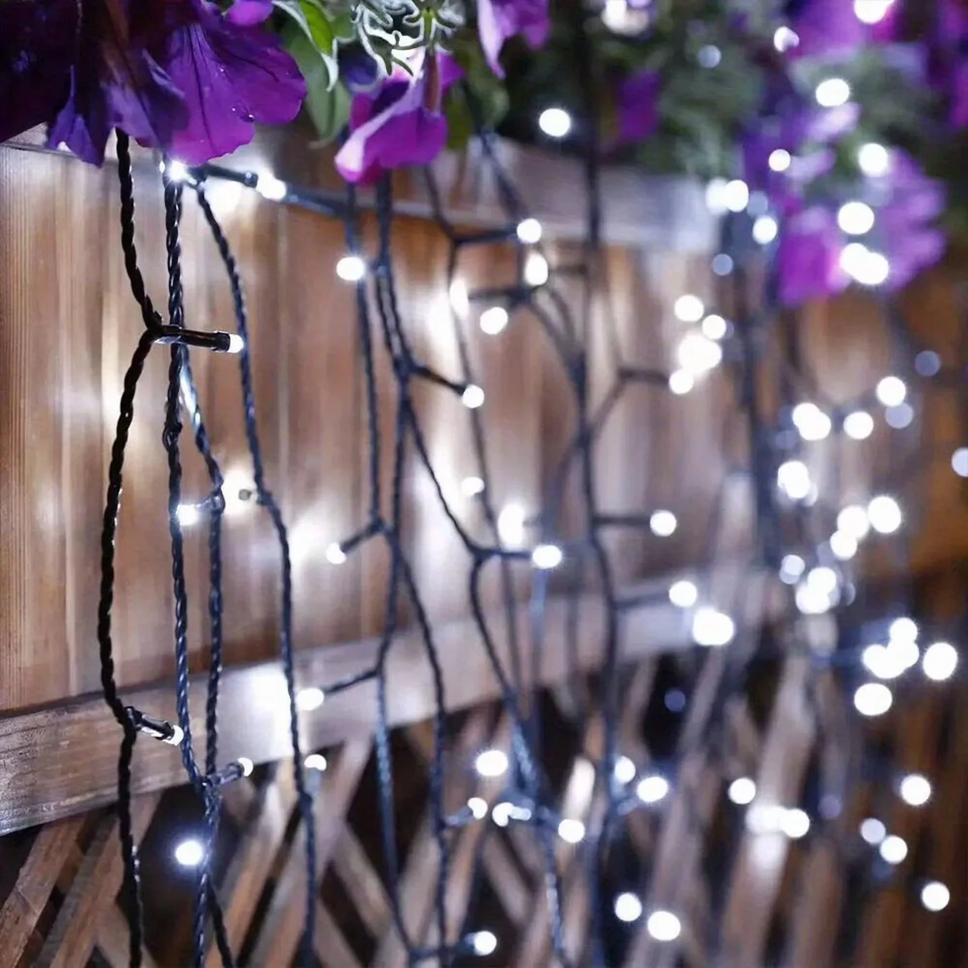 Quality Led Lighting with LED, Solar, Easy to use and practical for everyone. - White Model EAFEDB