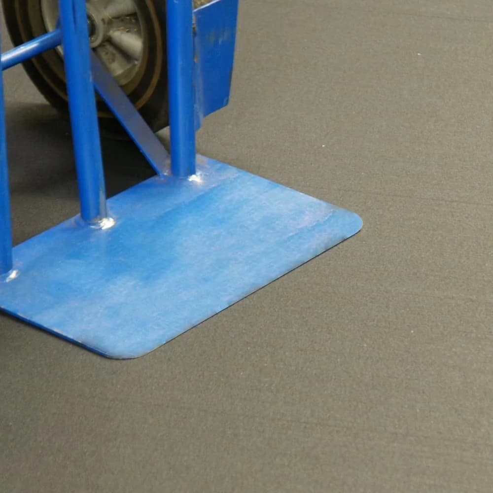 Efficient Grey Vinyl Flooring Vinyl Plank Flooring with Black Rubber Mats - Black Recycled Rubber Model 172CB1