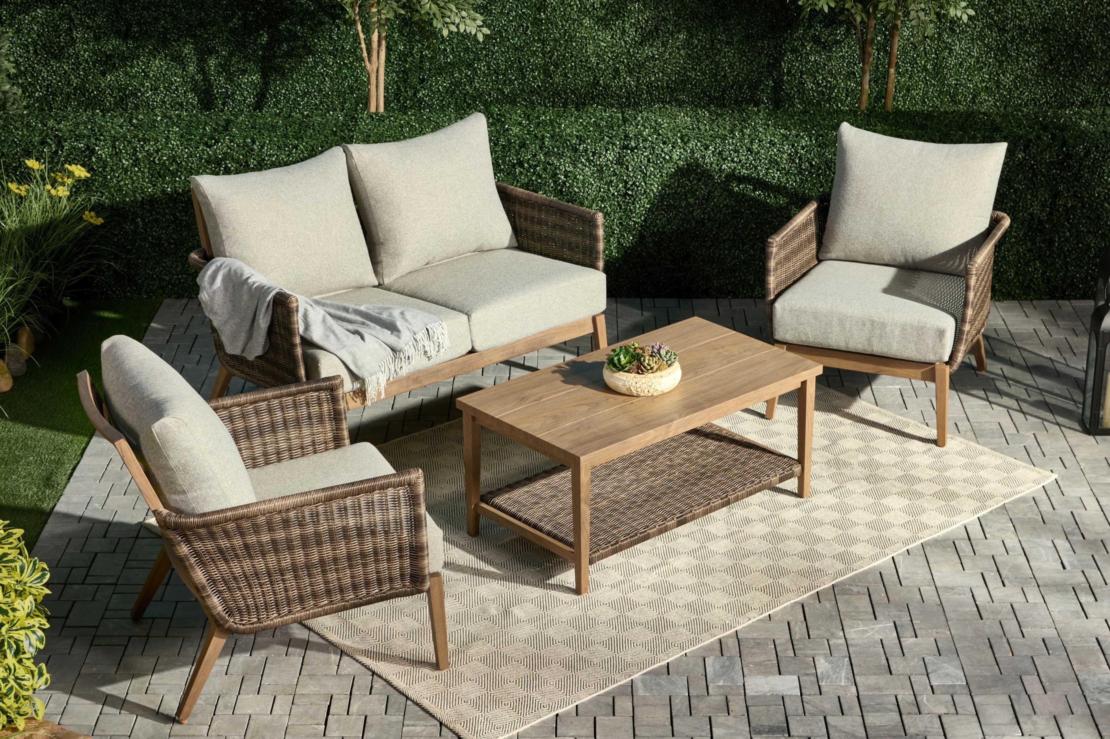 Premium Patio Conversation Set - Gray Wicker Brookside for Everyday Use Model C965BA