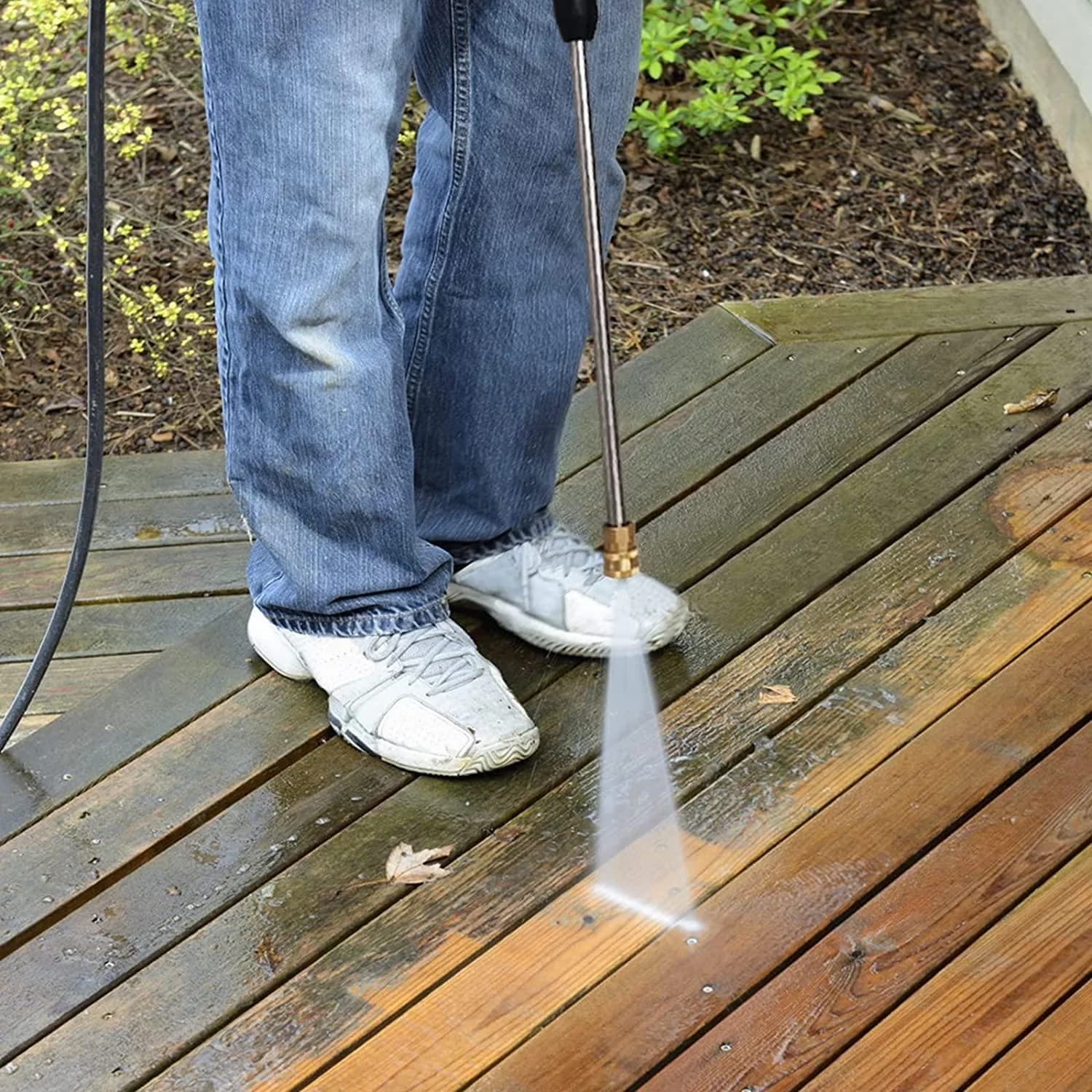 Premium Pressure Washer with 1800W, Quick Connect Tips, IPX5 - Satisfaction Guaranteed Model F17BD9
