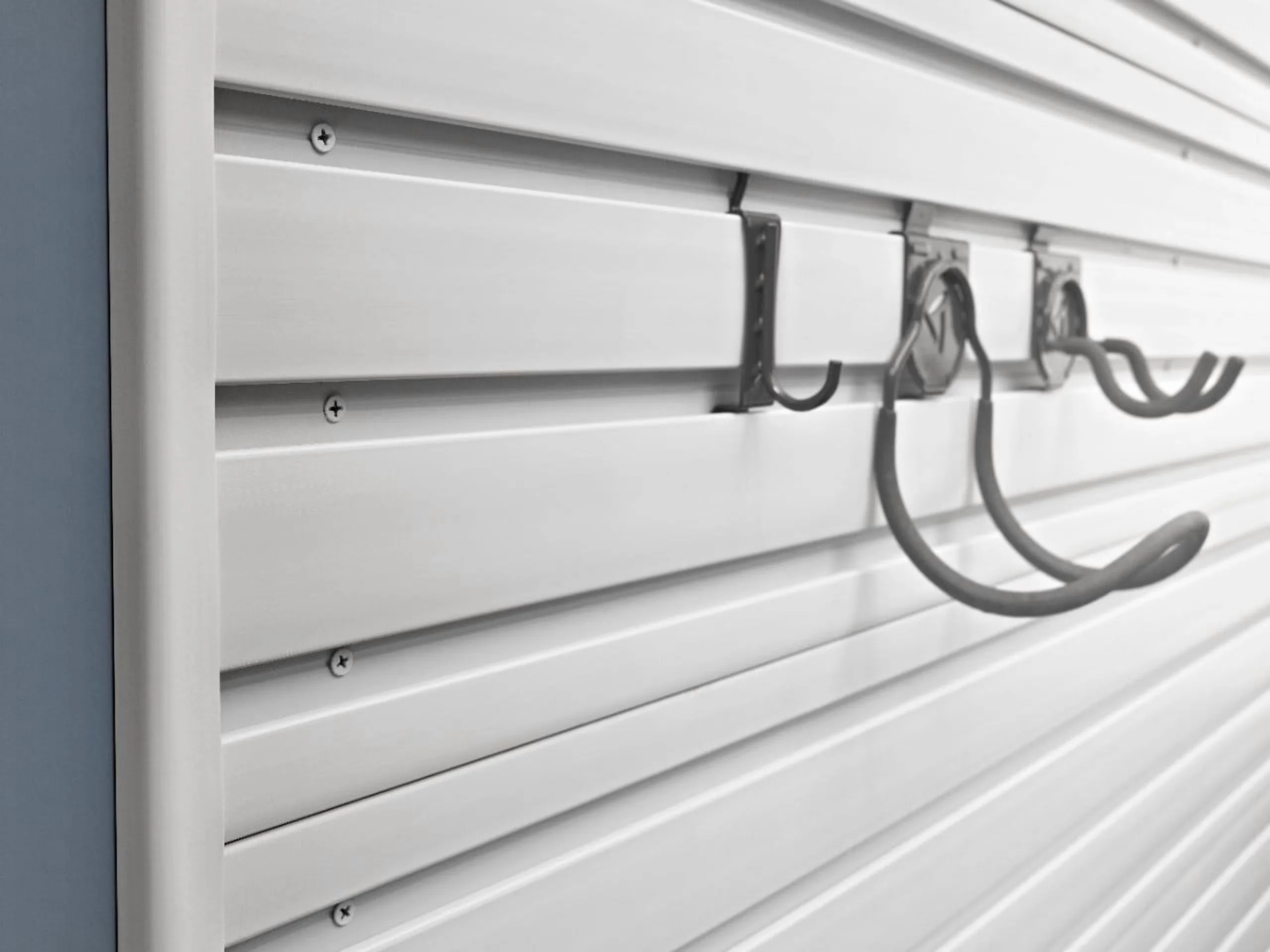 Versatile Toolstorage with Holds up to 50 lbs. per square foot, 10-year limited warranty - Gray Plastic Model 9D3A18