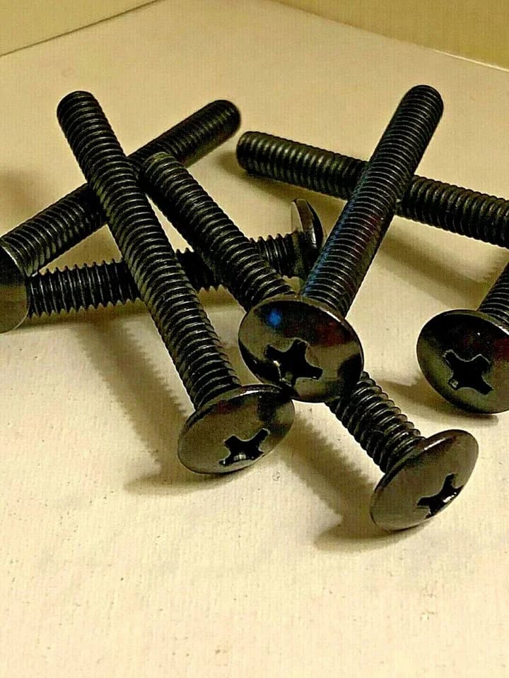 Stylish Fastener - 8-32X1-1 - Essential Collection Model E5D3DD