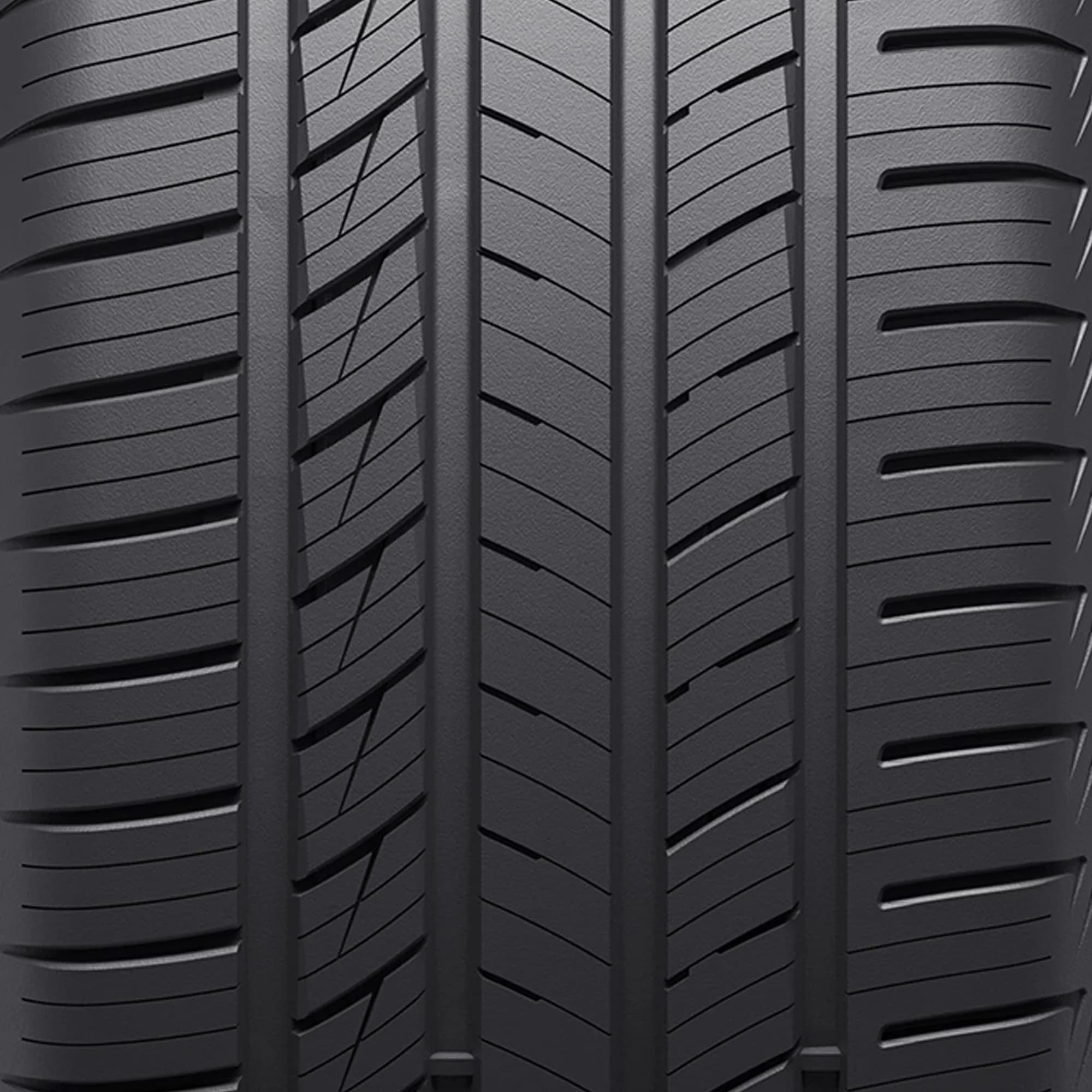 Essential Suv Tire with Fits Multiple Makes And Models, Sidewall style: Black Sidewall - Model 0C5E49