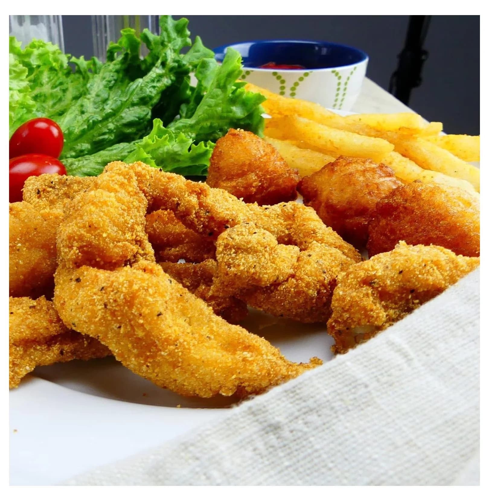Efficient Outdoor Fryer with Basket size: 7.5-in x 11-in x 3.5-in, Cool Touch Handle - Stainless Model A4D3AD