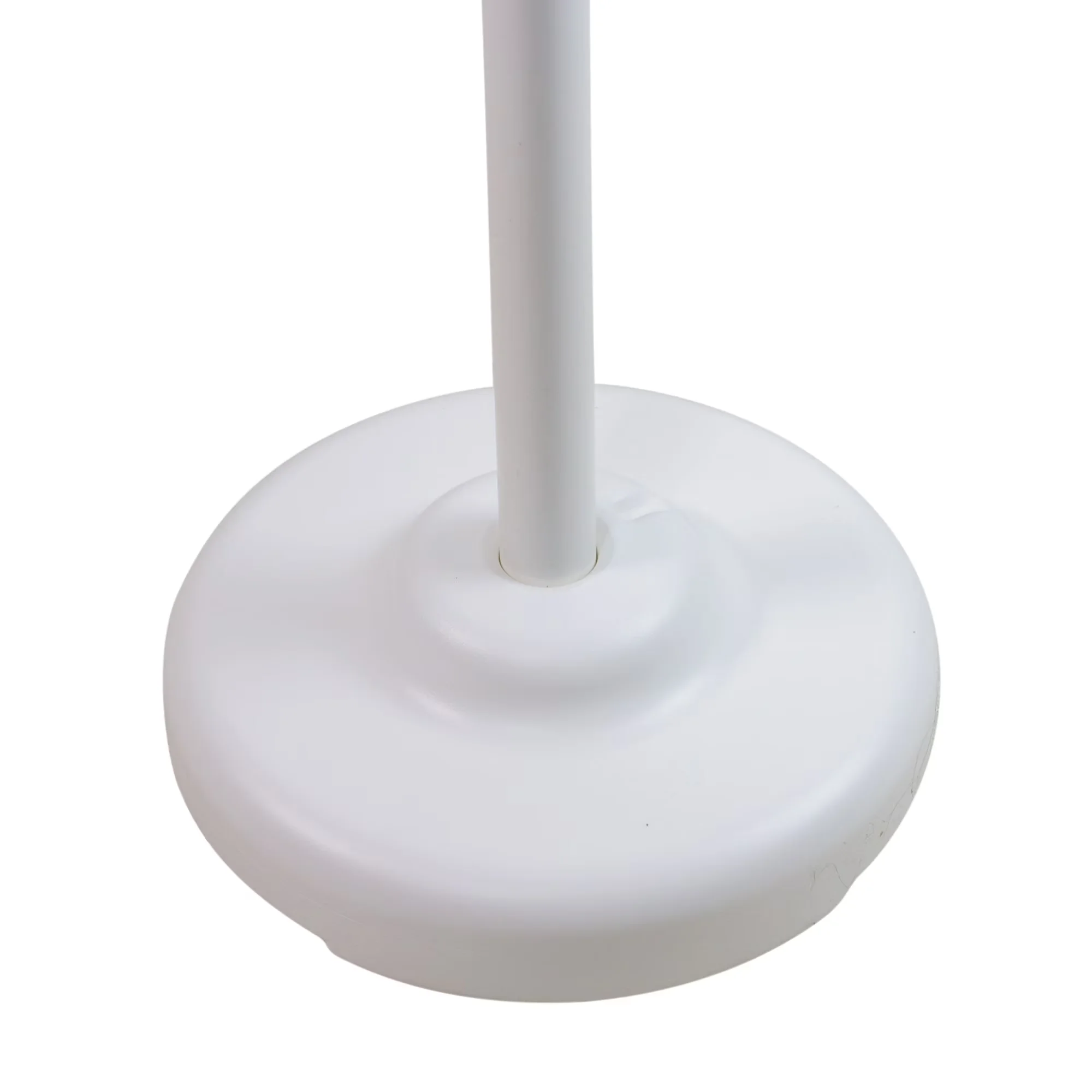 Essential Hot Tub with Modern, Weighted, Material: Plastic - White Plastic Model D1564A