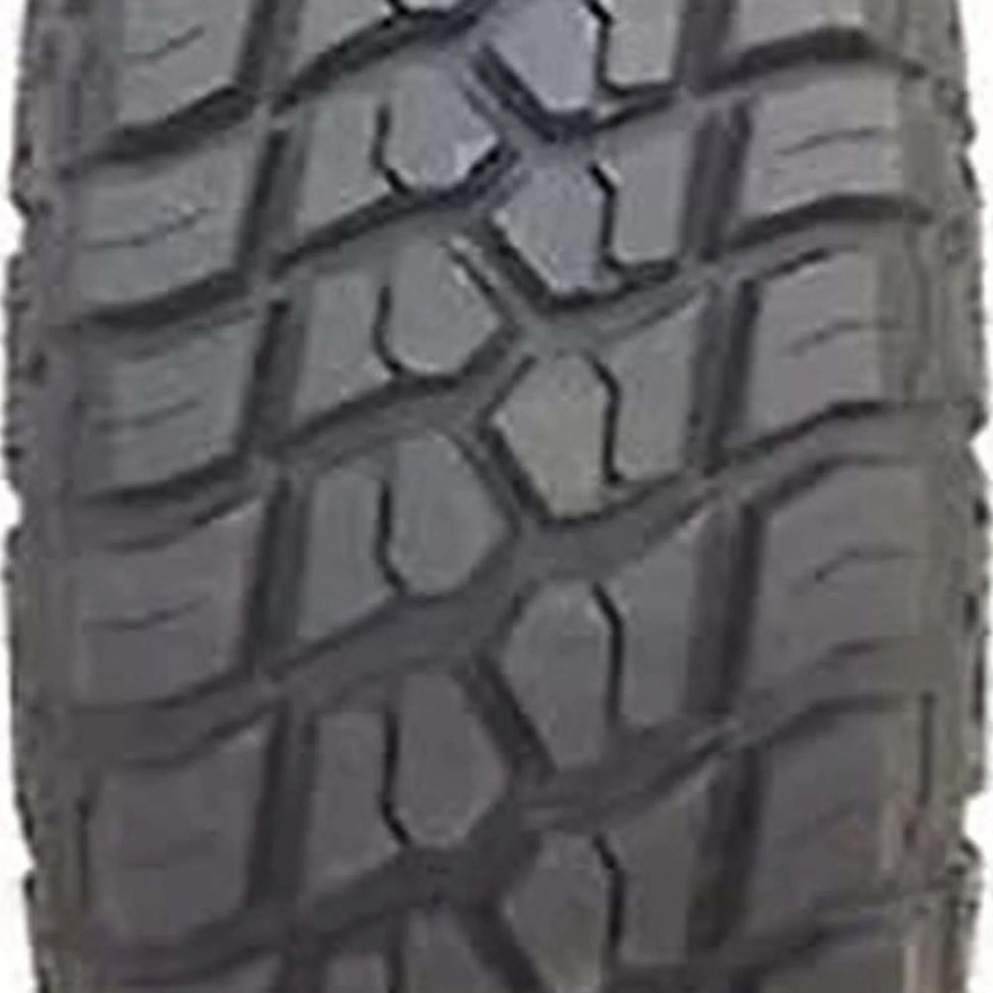 Innovative Suv Tire with Fits Multiple Makes And Models, Radial construction - Model 6D7A76