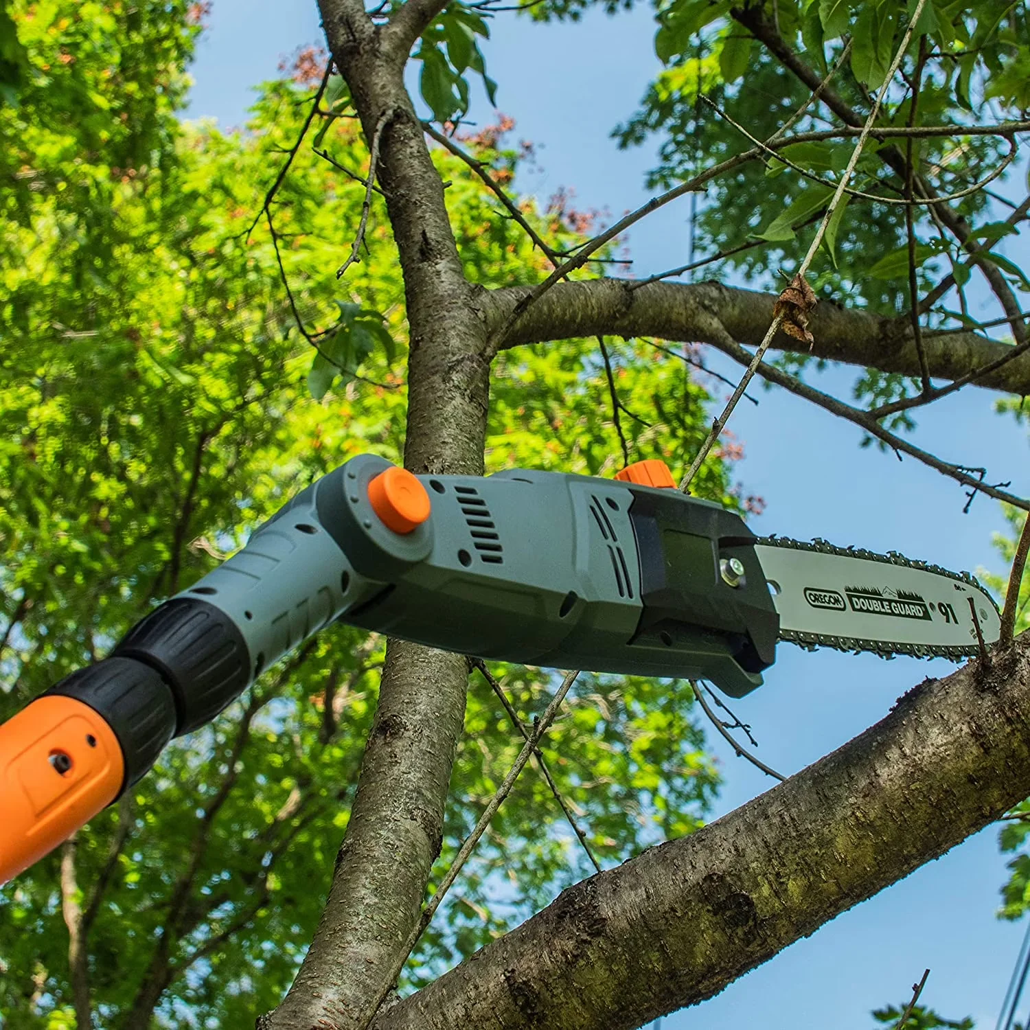 Innovative Pole Saw with Automatic Chain Oiler, Pole measures approximately 9ft 5in, Adjustable Head & Bar and Chain - Gray Model CC6FF3