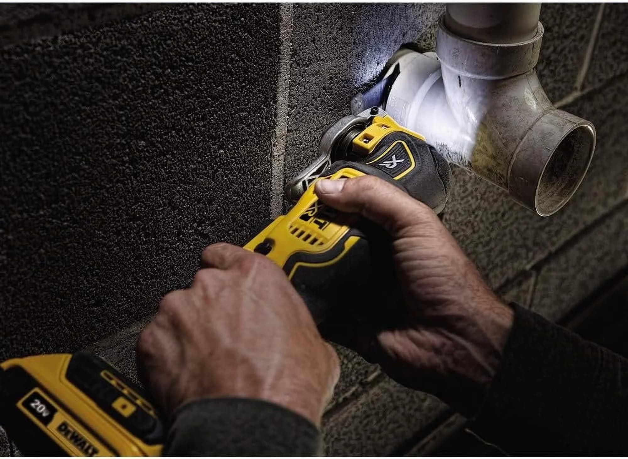 Durable Woodworking with Battery, 20V, 20V Max XR Oscillating Multi-Tool - Yellow Model 8BF862
