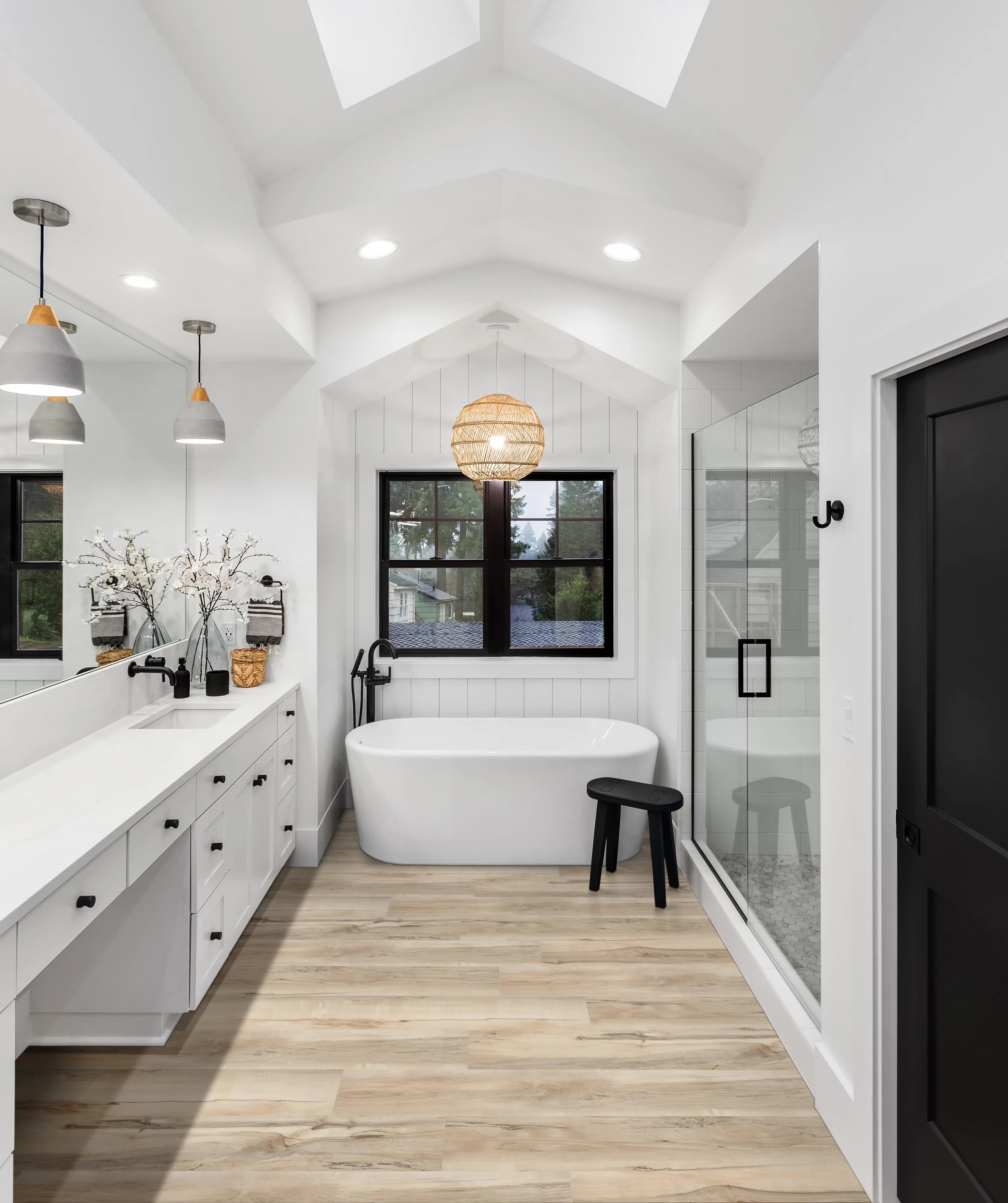 Essential Grey Vinyl Flooring Vinyl Plank Flooring with Easy Installation, Water-Resistant - 7 x 48 Model 0EEFF8
