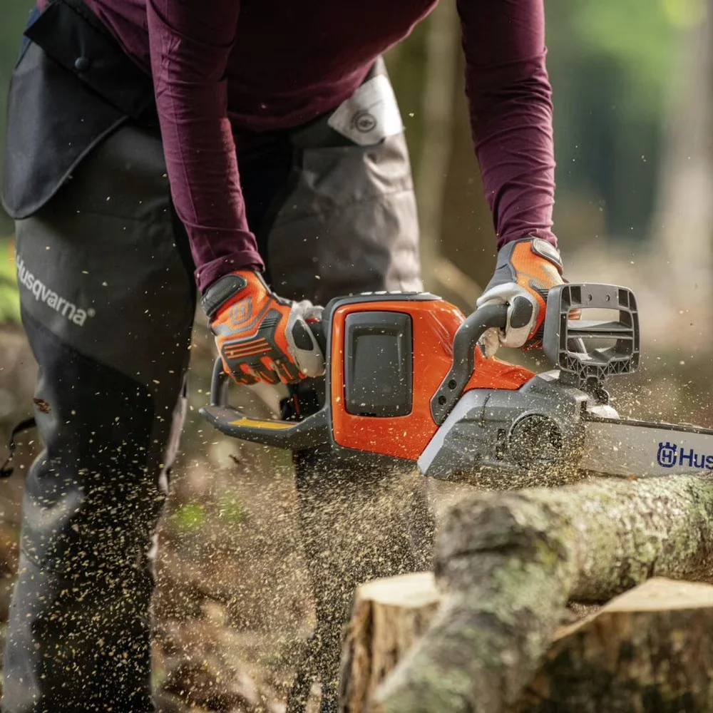 Versatile Chainsaw with 56V, Tool-Less Chain Tensioning - Orange - Professional Series Model 08FA45