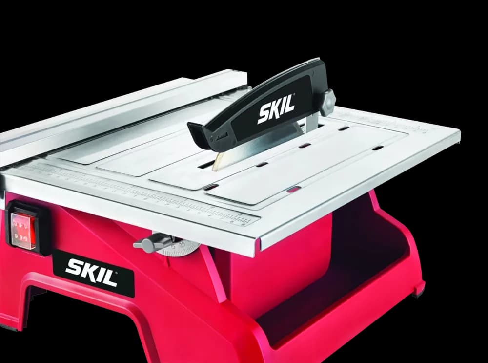 Power Saw Premium with 120V, Adjustable, 120V 4.2 Amp Corded 7-Inch Wet Tile - Model B31170