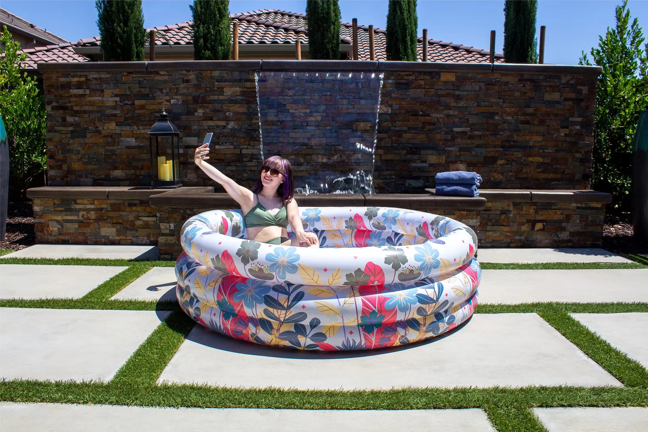 Durable Inflatable Pool with Puncture Resistant, Summer Garden - Multicolor Model 9E4142