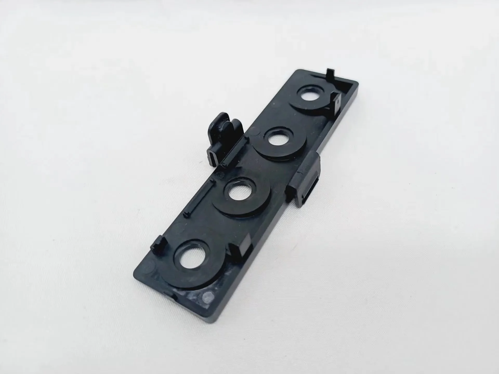 Fastener Modern with Cradlepoint Replacement Modem Door - 500094-000 - Professional Series Model BB413A