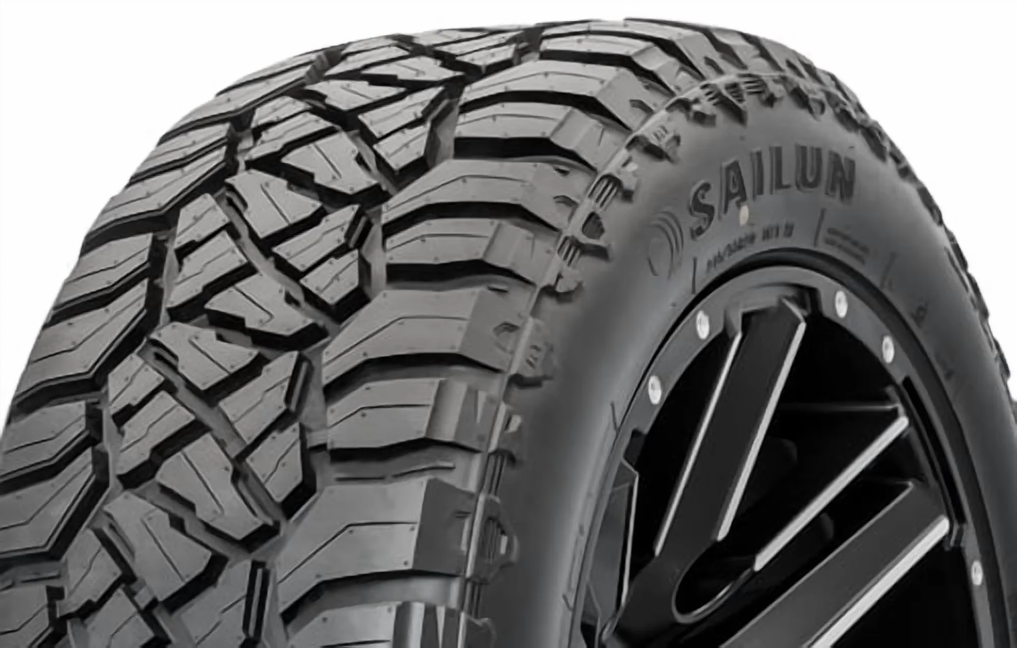 Stylish Truck Tire with 45,000 Mileage Warranty, Tire Size: 37x12.5x18 - Model 02FD3E