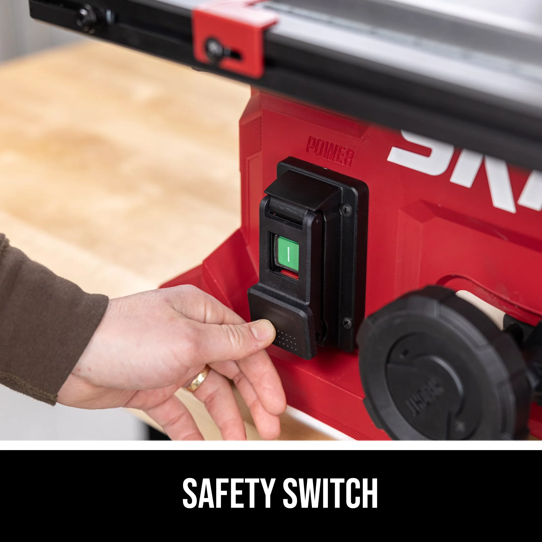 Power Saw Classic with Easy To Operate, Rack and Pinion Rip Fence, 13 Amp Compact Jobsite Table - 8-1/4 Inch Model 65F22A