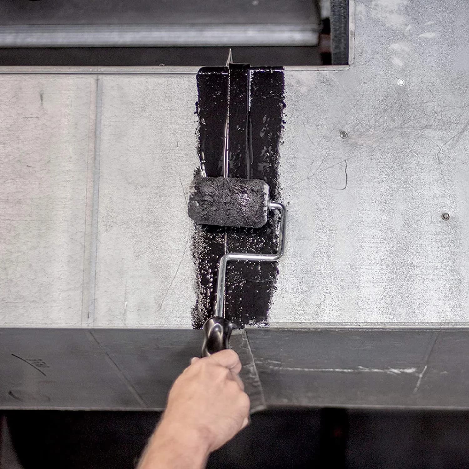 Adhesives Glues In Paint Supplies Tool Versatile with Weather-Resistant, Black Sealant - Rubberized Sealant Black Model 36772B
