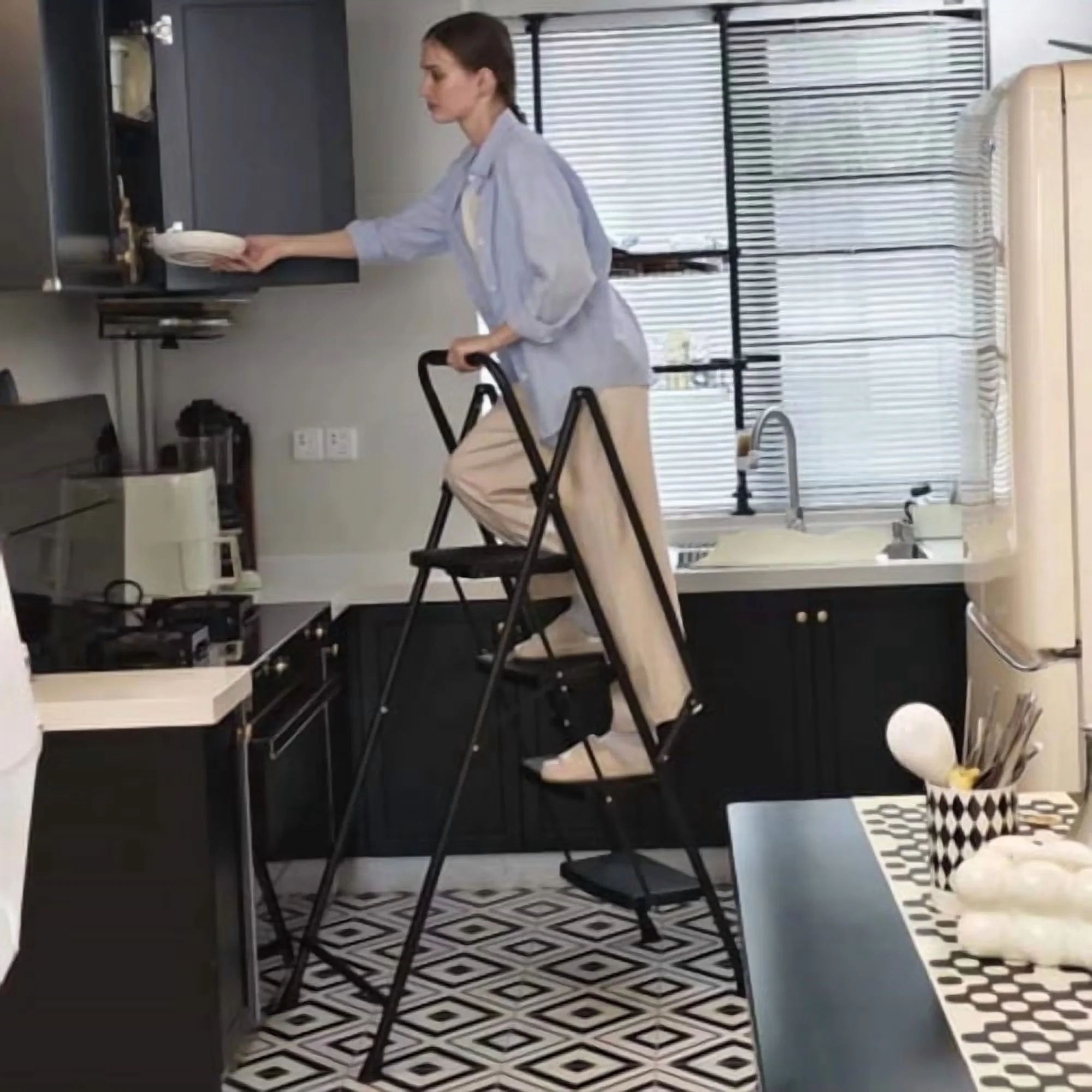 Premium Ladders And Step Stool with Foldable, Anti-Slip - Iron for Home, Kitchen Model 5170A6