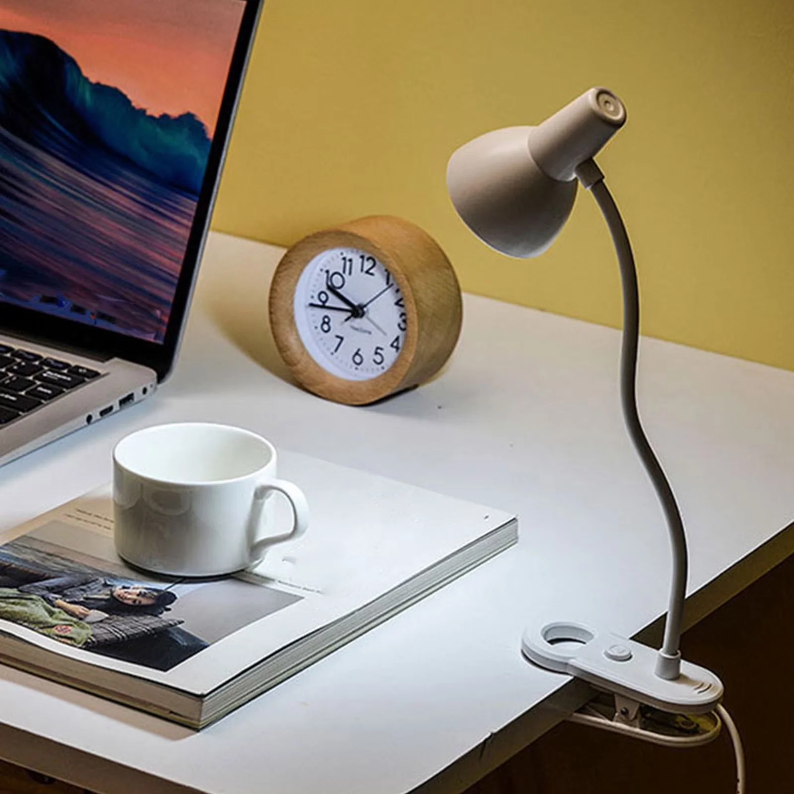Desk Lamp Classic with LED, USB, 16 LED Clip-On Reading Light - White Plastic Model DC40D8