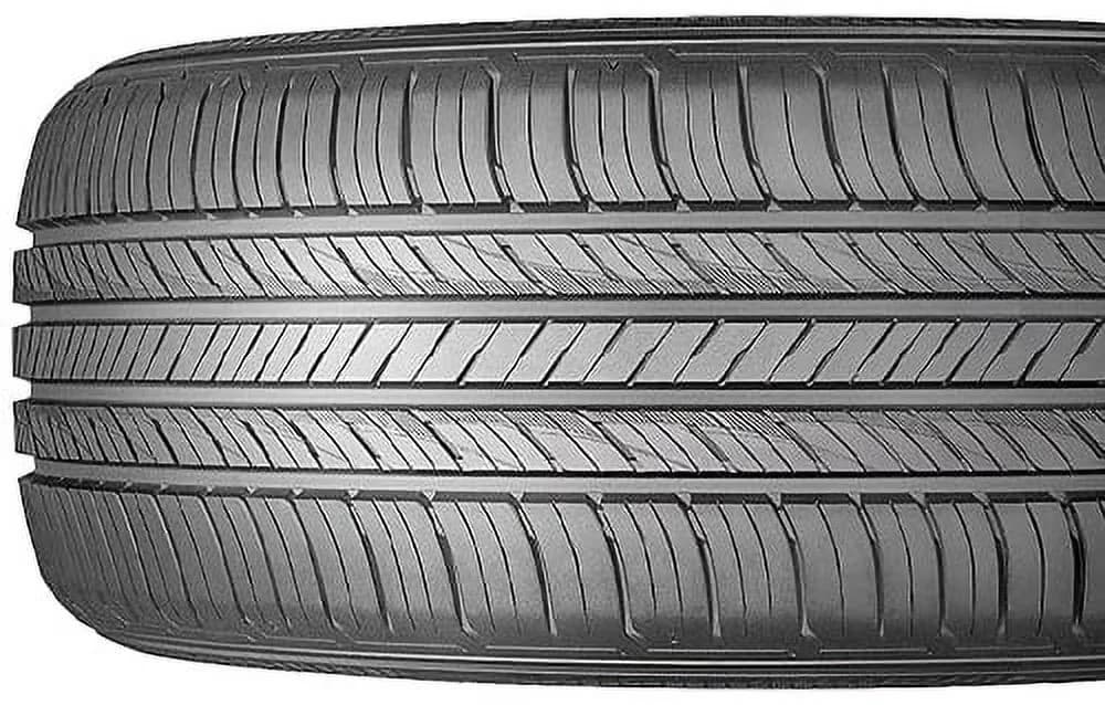 Truck Tire Essential with 104V, All-Weather, 2017 Chevrolet Equinox LT - Model 31D027