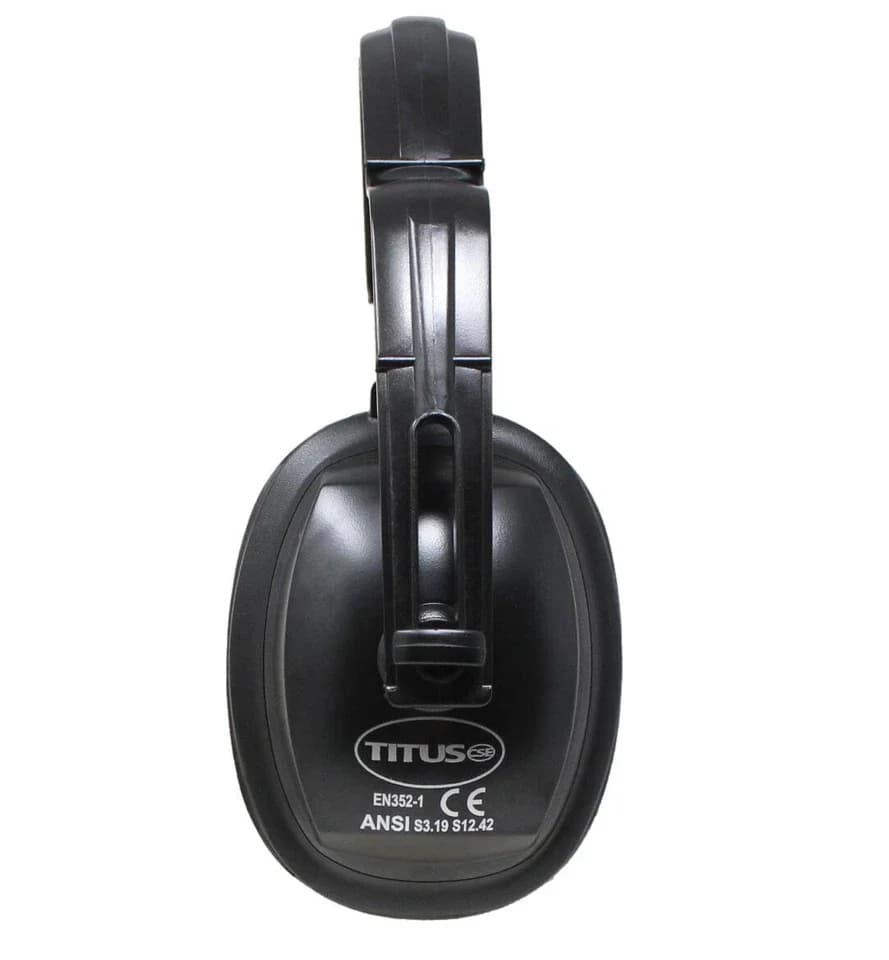 Protective Equipment Reliable with Noise-Canceling - Titus for Everyday Use Model AE1FAD