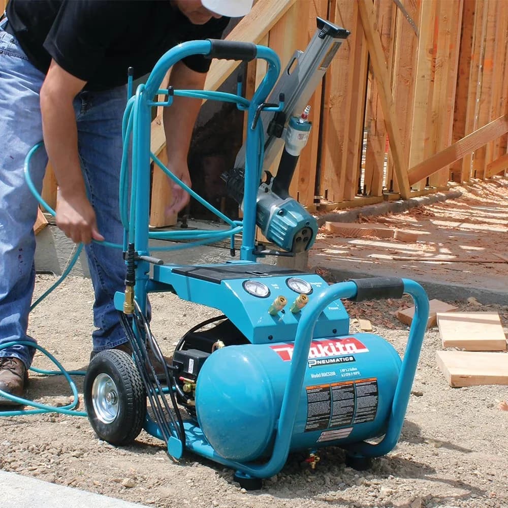 Versatile Air Tools Compressor with Portable, 3.0 HP - Metal/Plastic Black Model F550B0