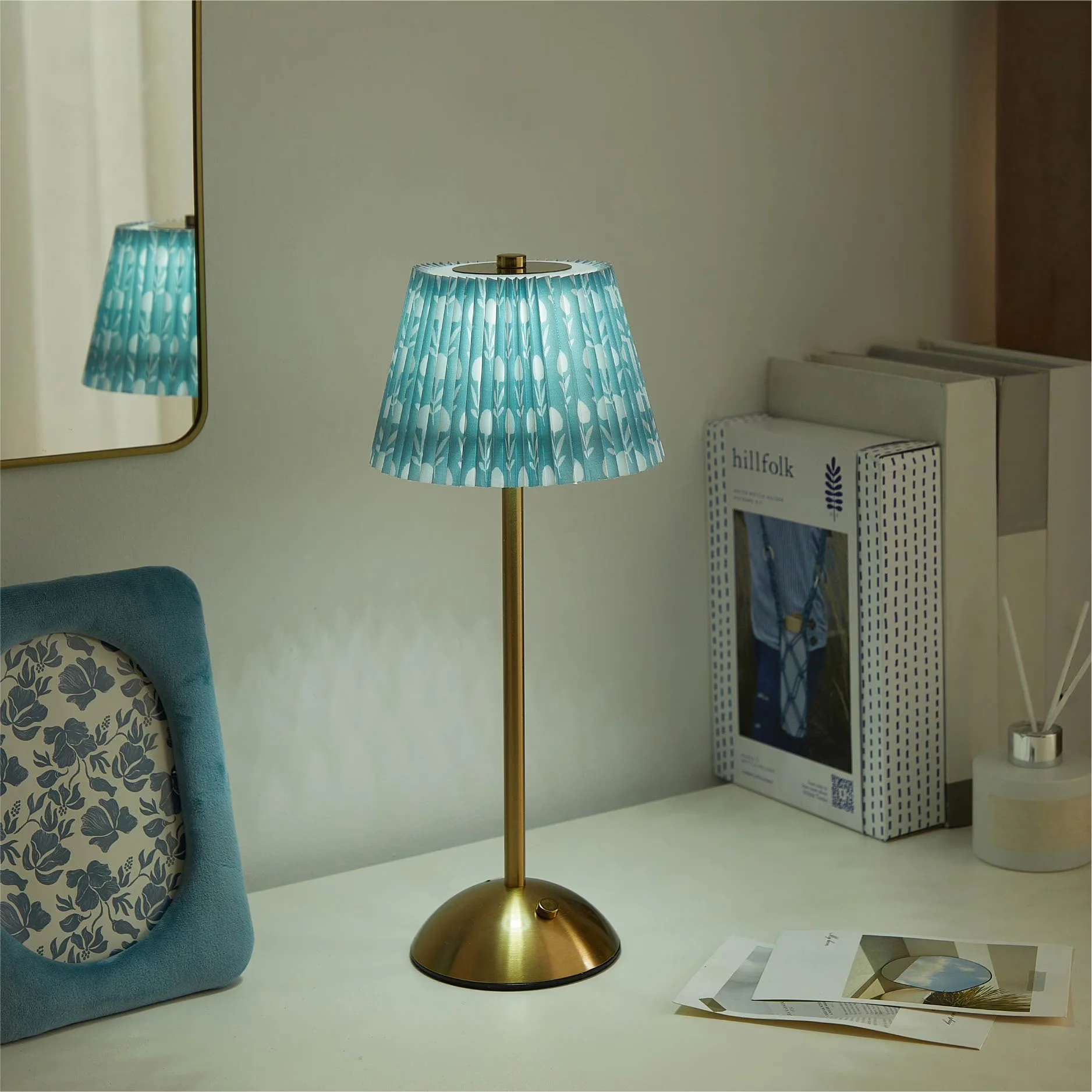 Lamp Sleek with LED, Battery, Accent Lamps - Metal Blue - Contemporary Style Model DD680D