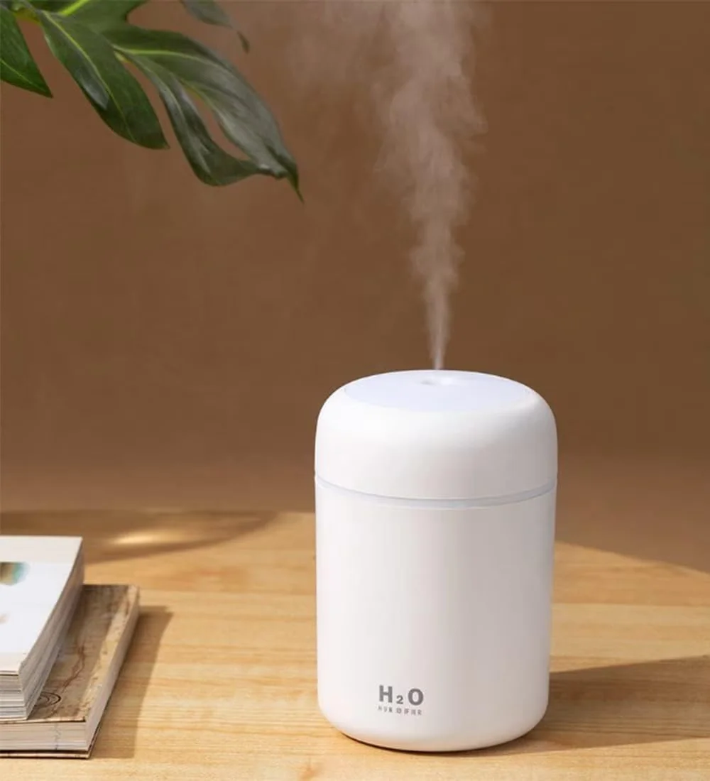 Efficient Humidifier with Automatic Moisture Control, Automatic Shut-Off - White for Car, Office Model B02DDE