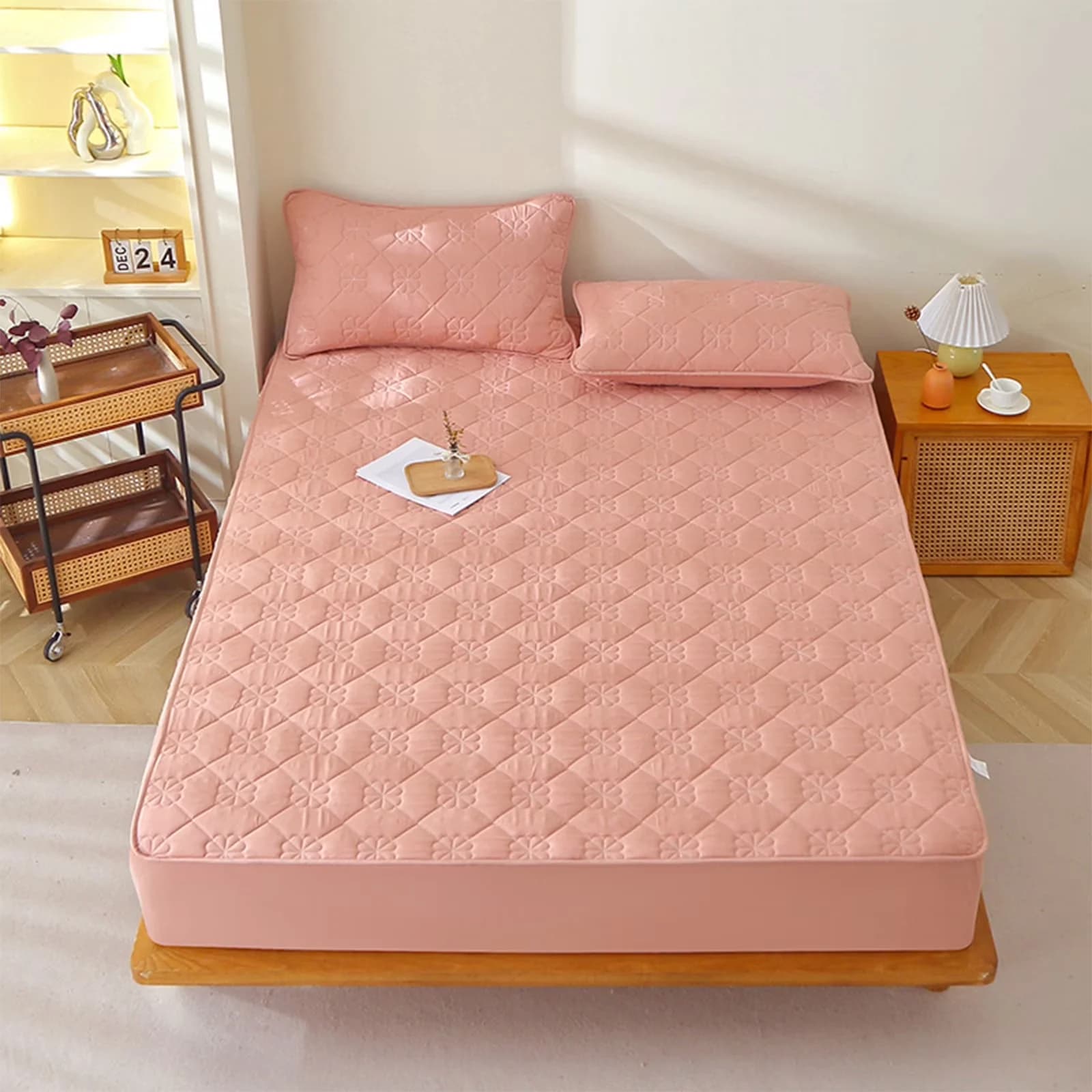 Durable Moving with Waterproof, Elastic Rubber Band, Queen(47.4 x 78.7 in) - 100%Polyester Pink Model C78FCF