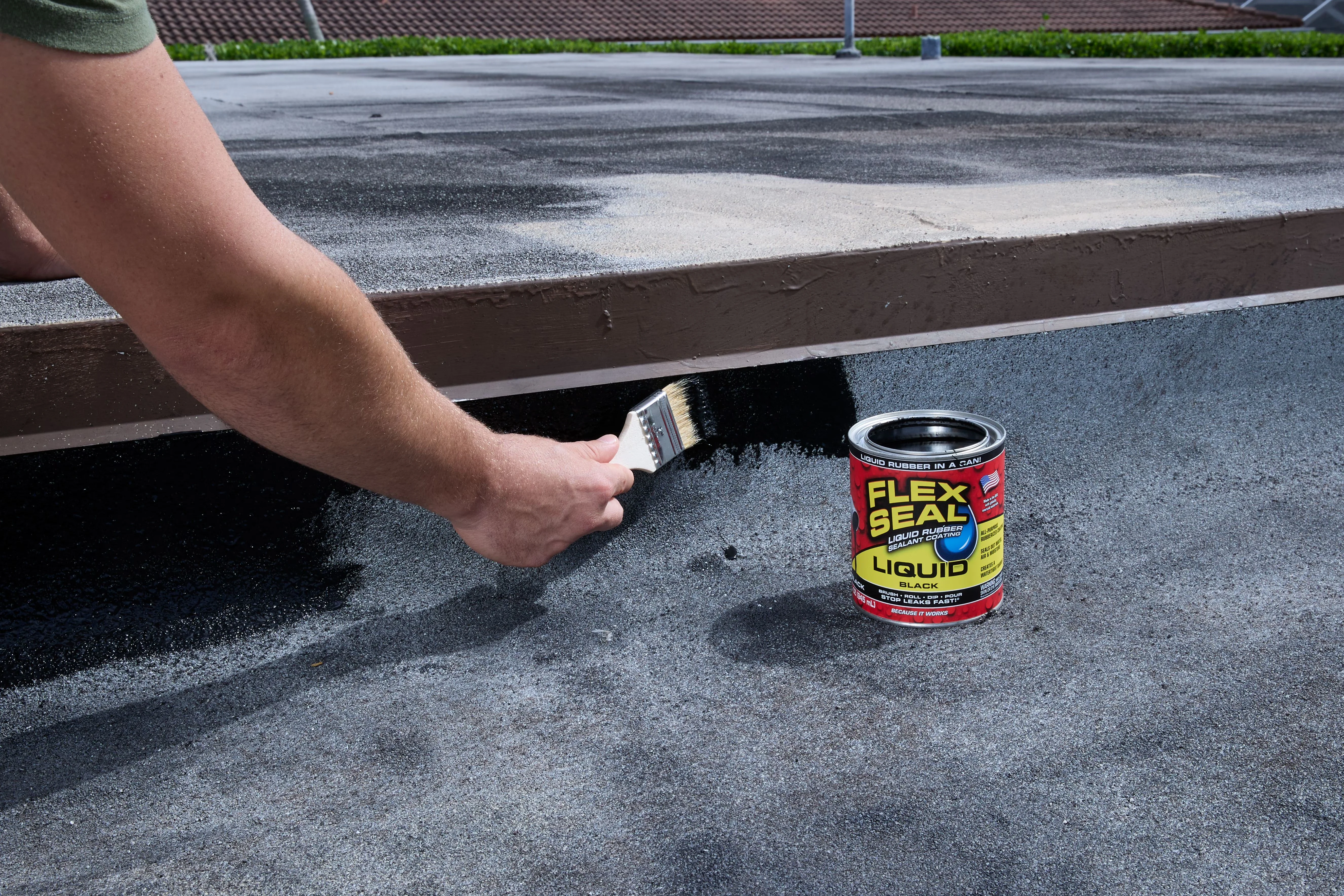 Stylish Building Material with Durable, Heavy Duty, Liquid Rubber Sealant Coating - Black Rubber Model A5D1A8