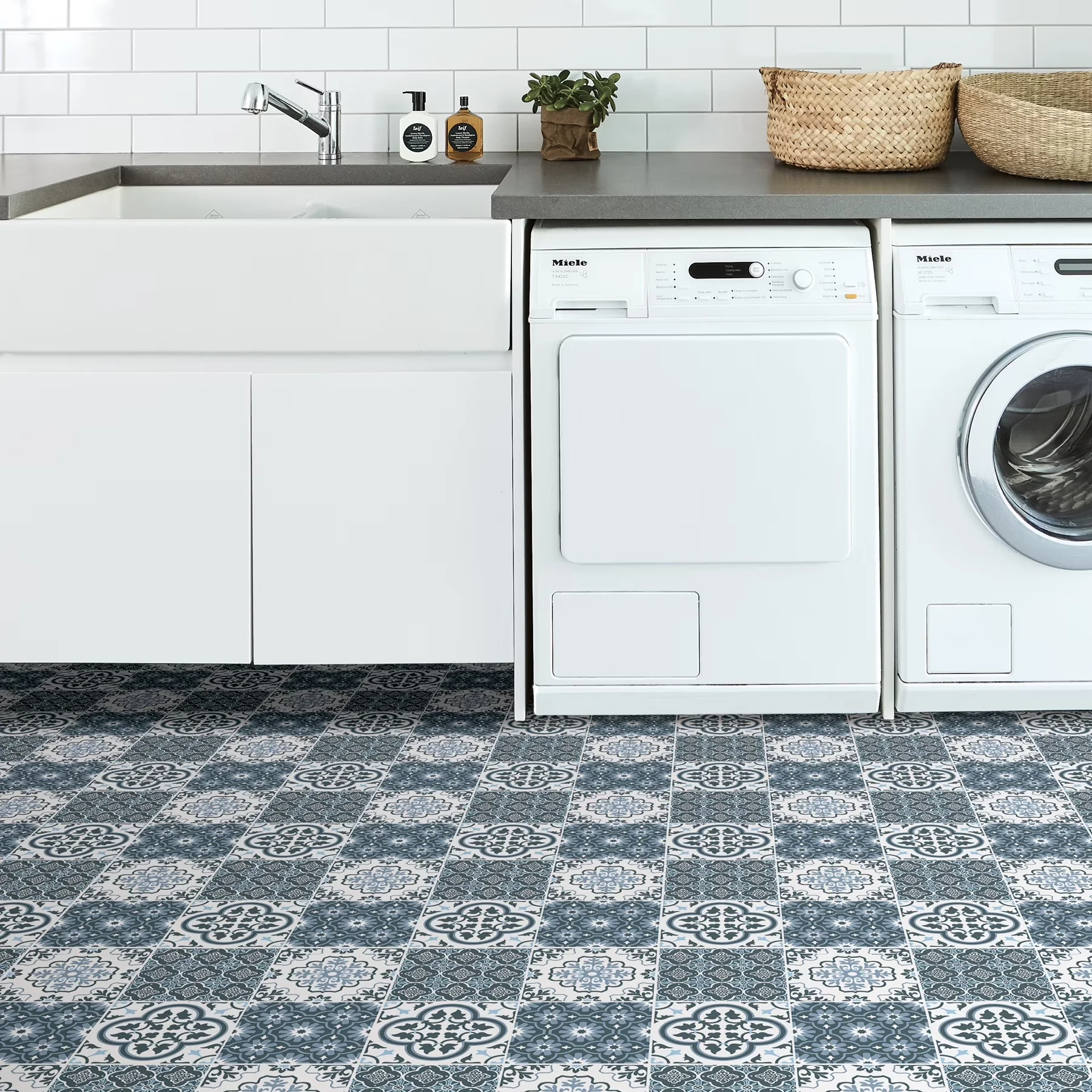 Grey Vinyl Flooring Vinyl Plank Flooring Reliable with Water-Resistant, Blue tiles, Permanent adhesive makes tiles durable - Blue Vinyl Model 73AEF1