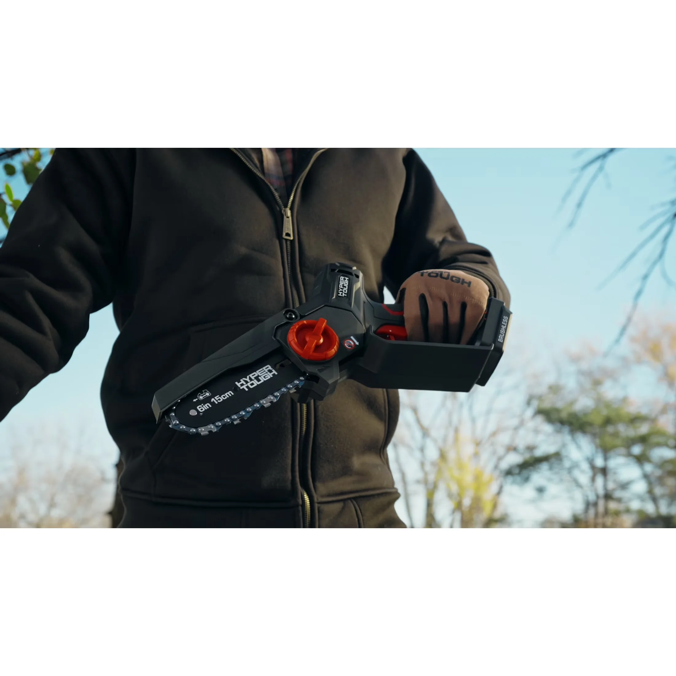 Stylish Chainsaw with Battery, 20V, Tool-Less Chain Tensioning - Black Model 7B6DF9