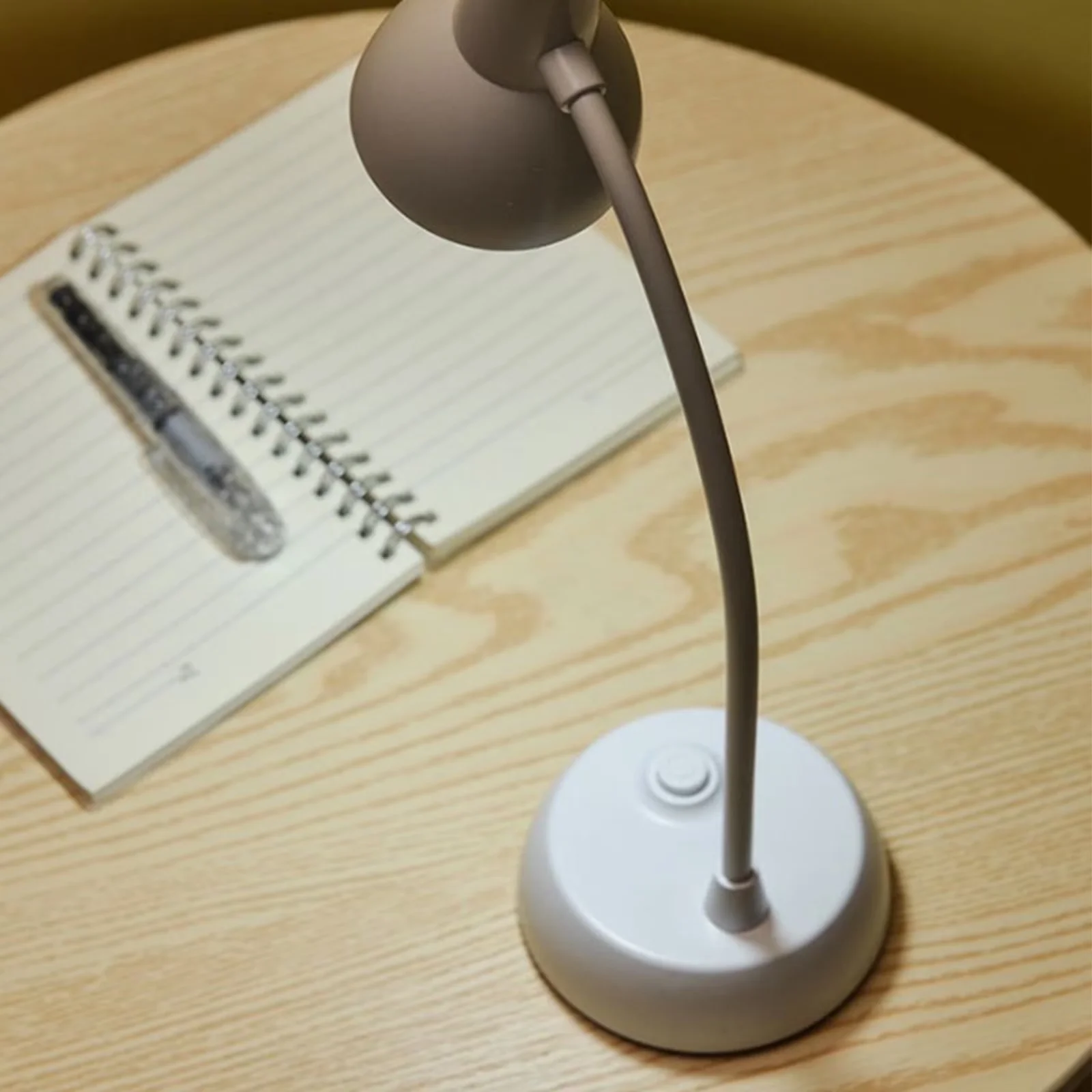 Versatile Desk Lamp with LED, Battery, LED Table - Plastic Beige 1 Pack Model 005D59