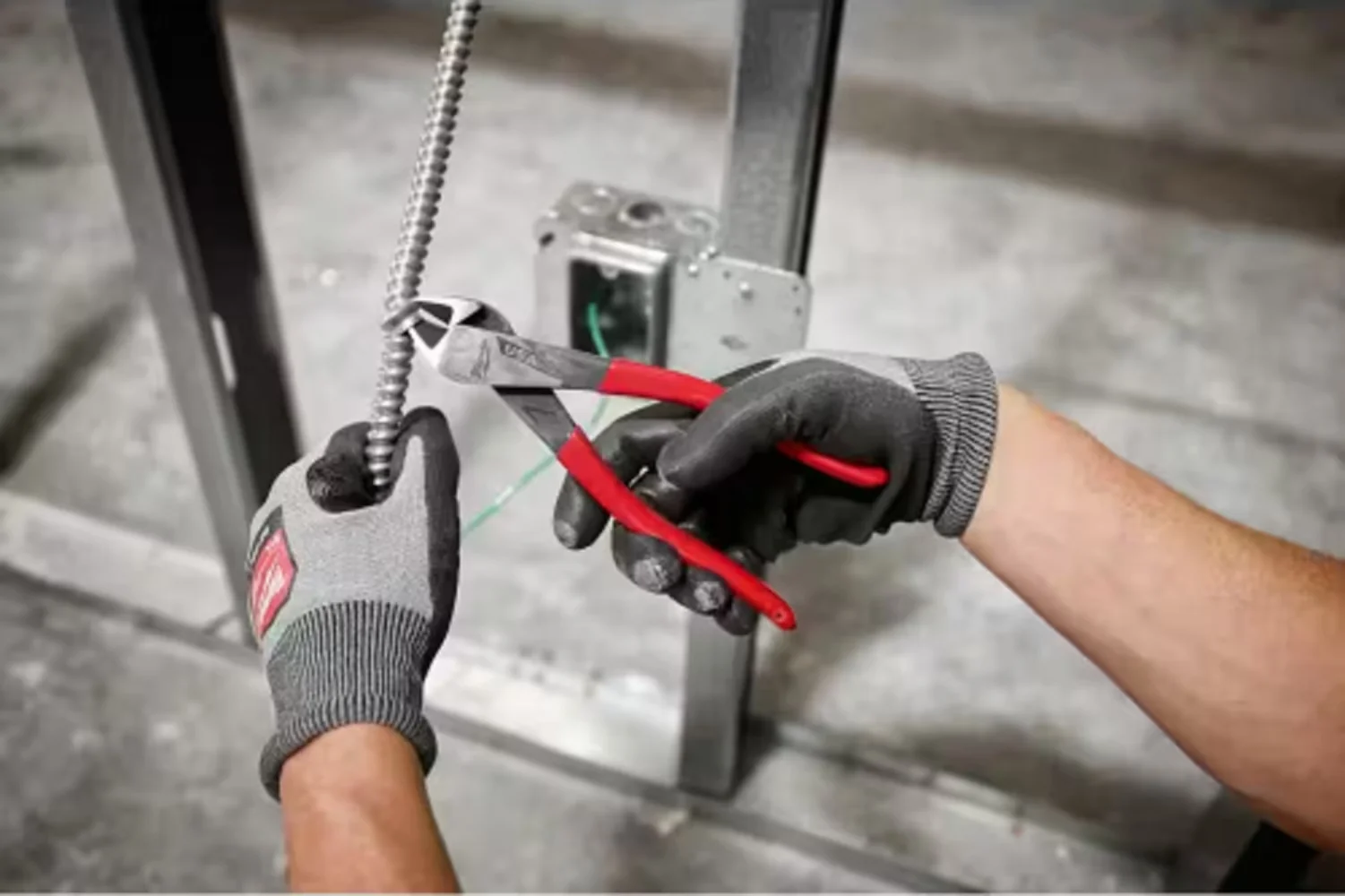 Hand Tool Stylish with Long Life ‐ Laser Hardened Edge, Best Leverage for Tough Cuts, Durable, press-forged steel - Black 8" Model D72272