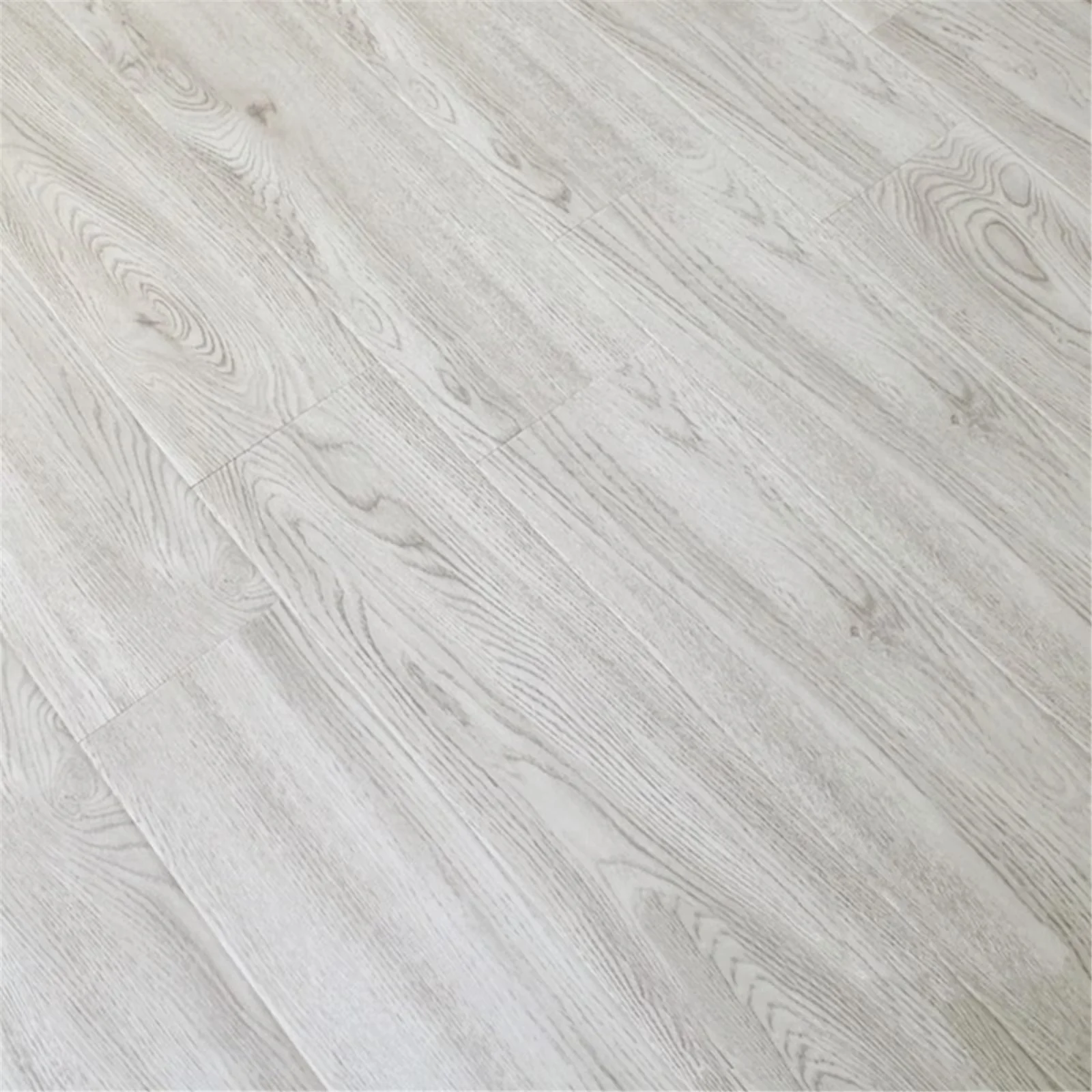 Grey Vinyl Flooring Vinyl Plank Flooring Quality with Easy To Clean, Water-Resistant, Waterproof - White 36" x 6" Model 5EC271