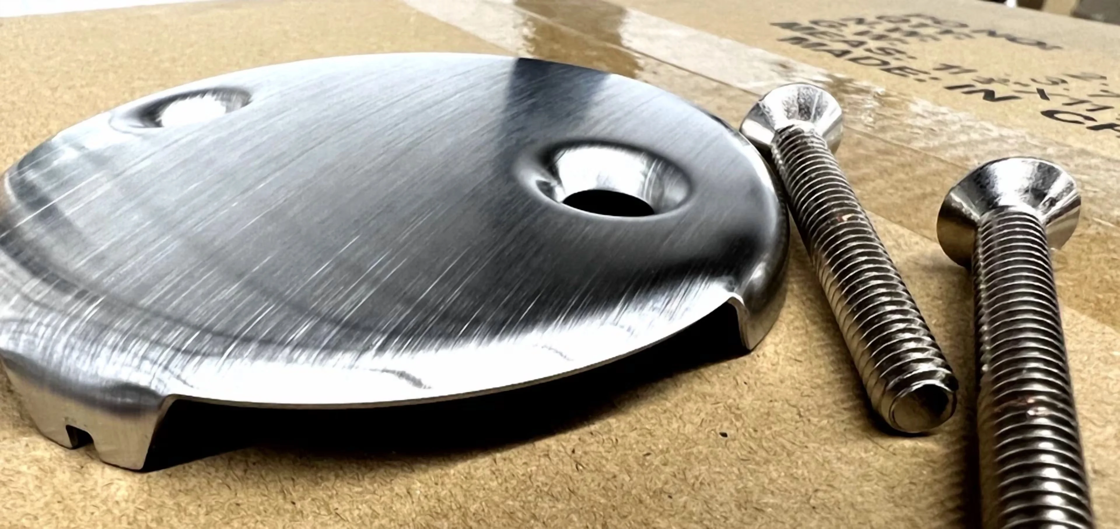 Compact Fastener with Easy to use and practical for everyone. - Silver Model CDA980