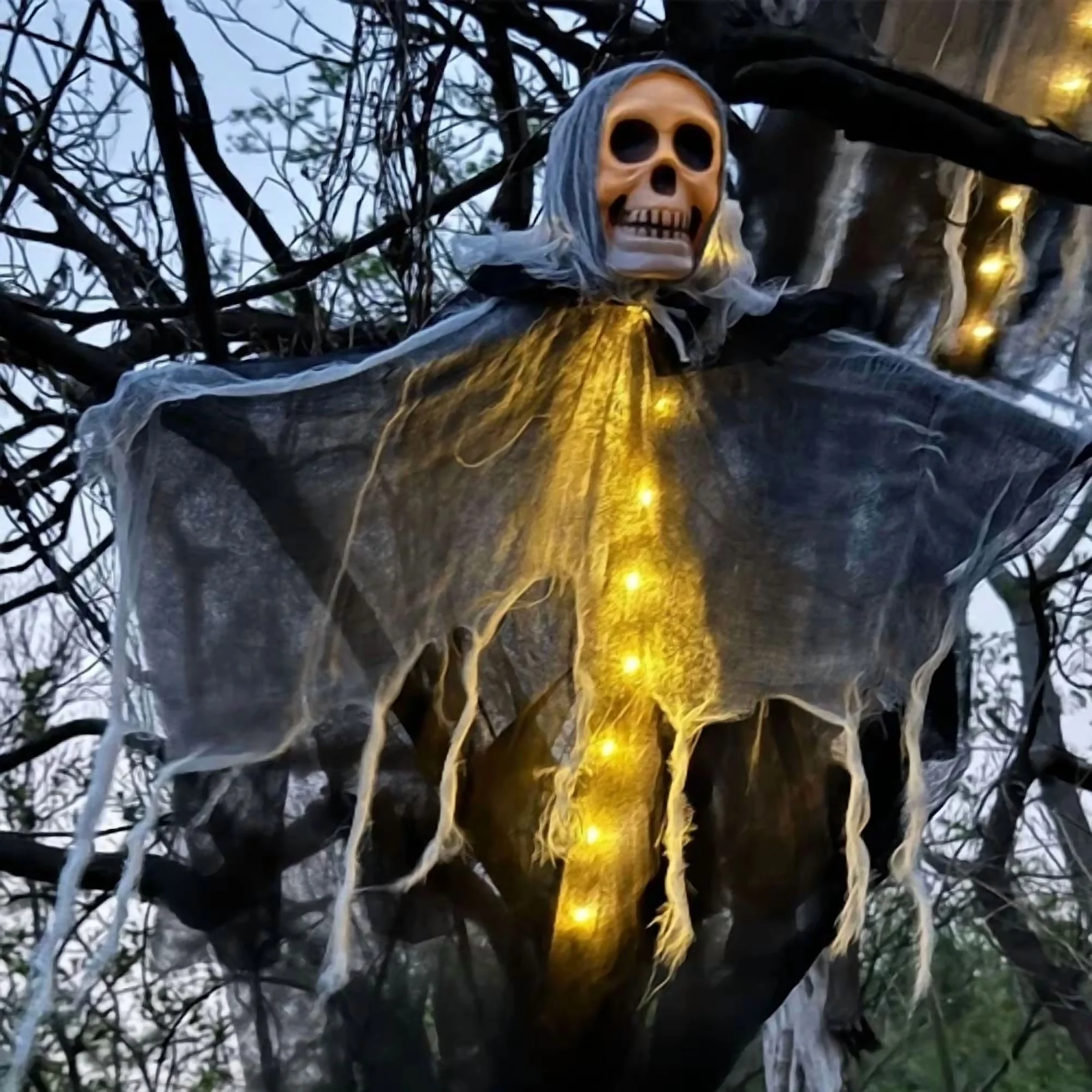 Quality Novelty Light with LED, Ghost & Skull Party Lights Decor - Multicolor for Garden Model EADA60