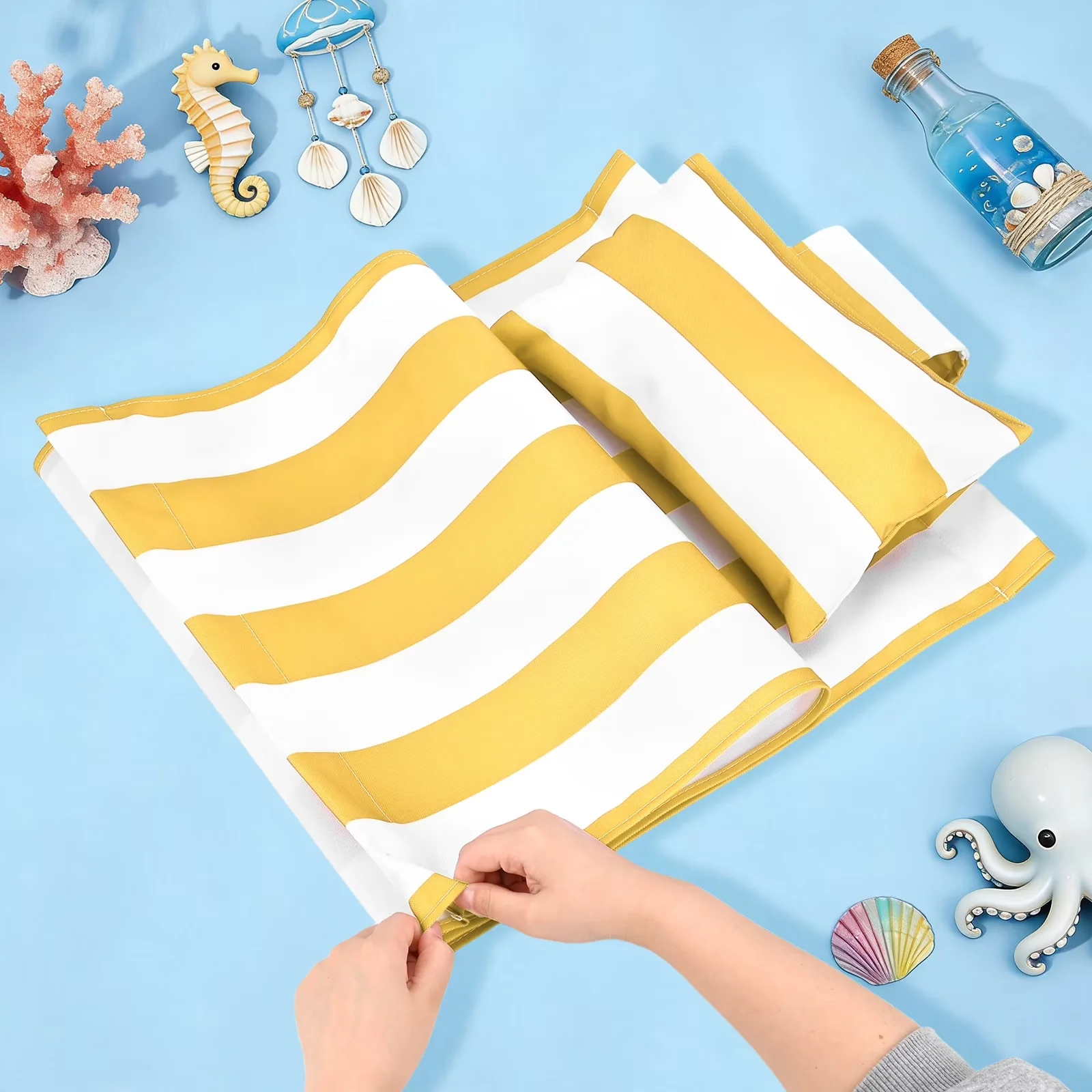 Professional Beach Chair with Water-Resistant, Classic Stripe - Adds a vibrant look - Yellow Model D9EB4C