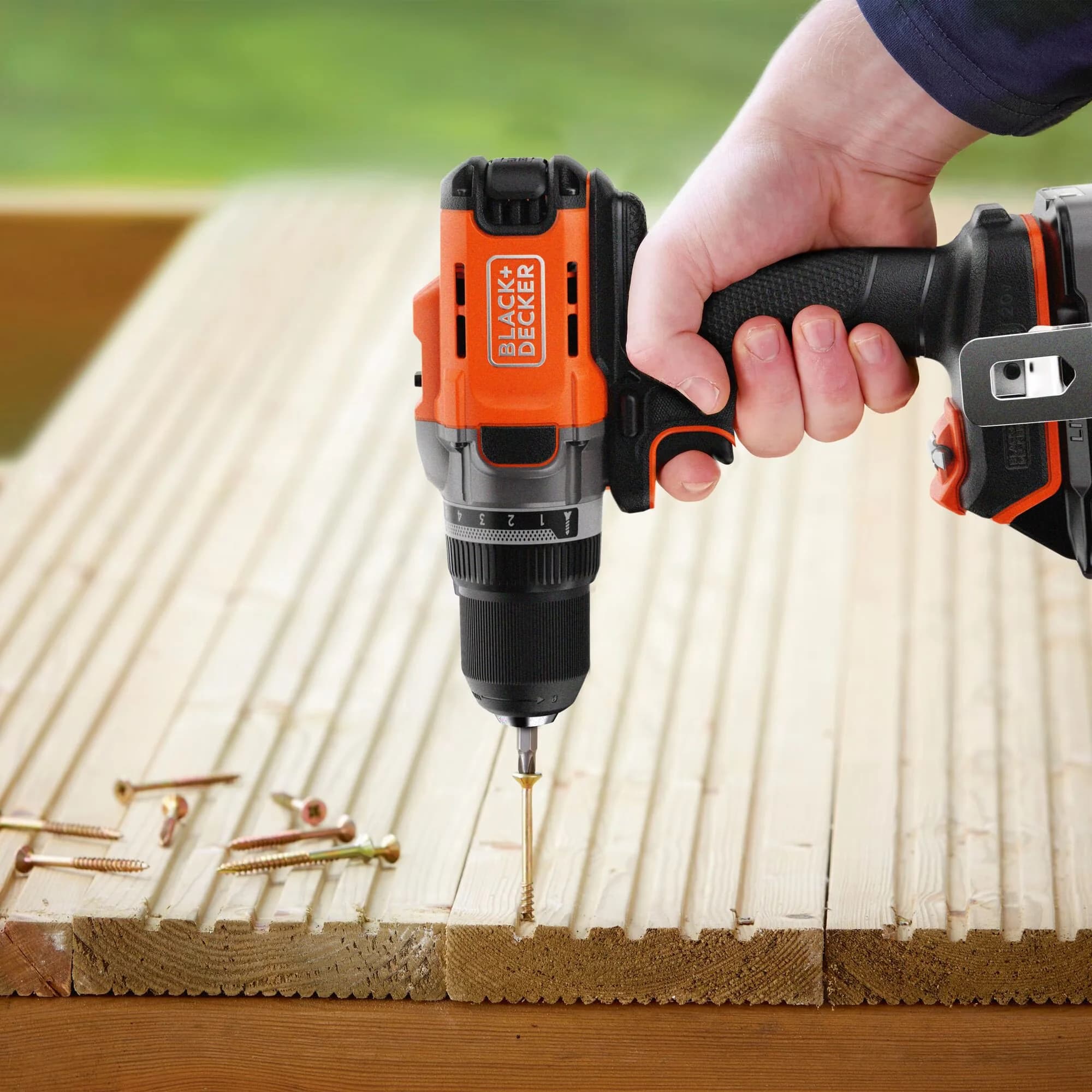 Drills Driver Stylish with Battery, 20V, 20V MAX - Ergonomic Design Model BFE366
