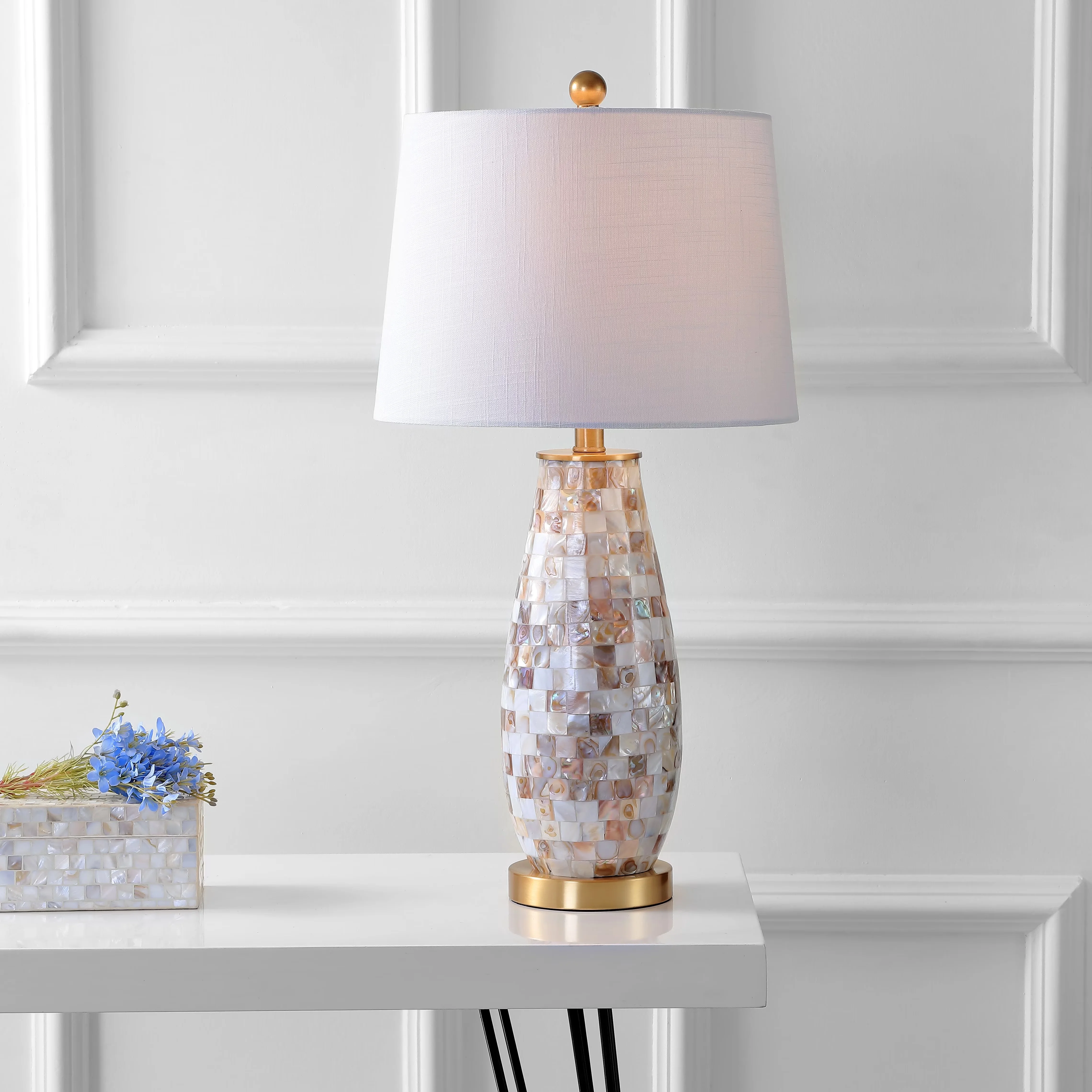 Quality Table Lamp with LED, Energy Efficient, Transitional - Iron White Model 42C504