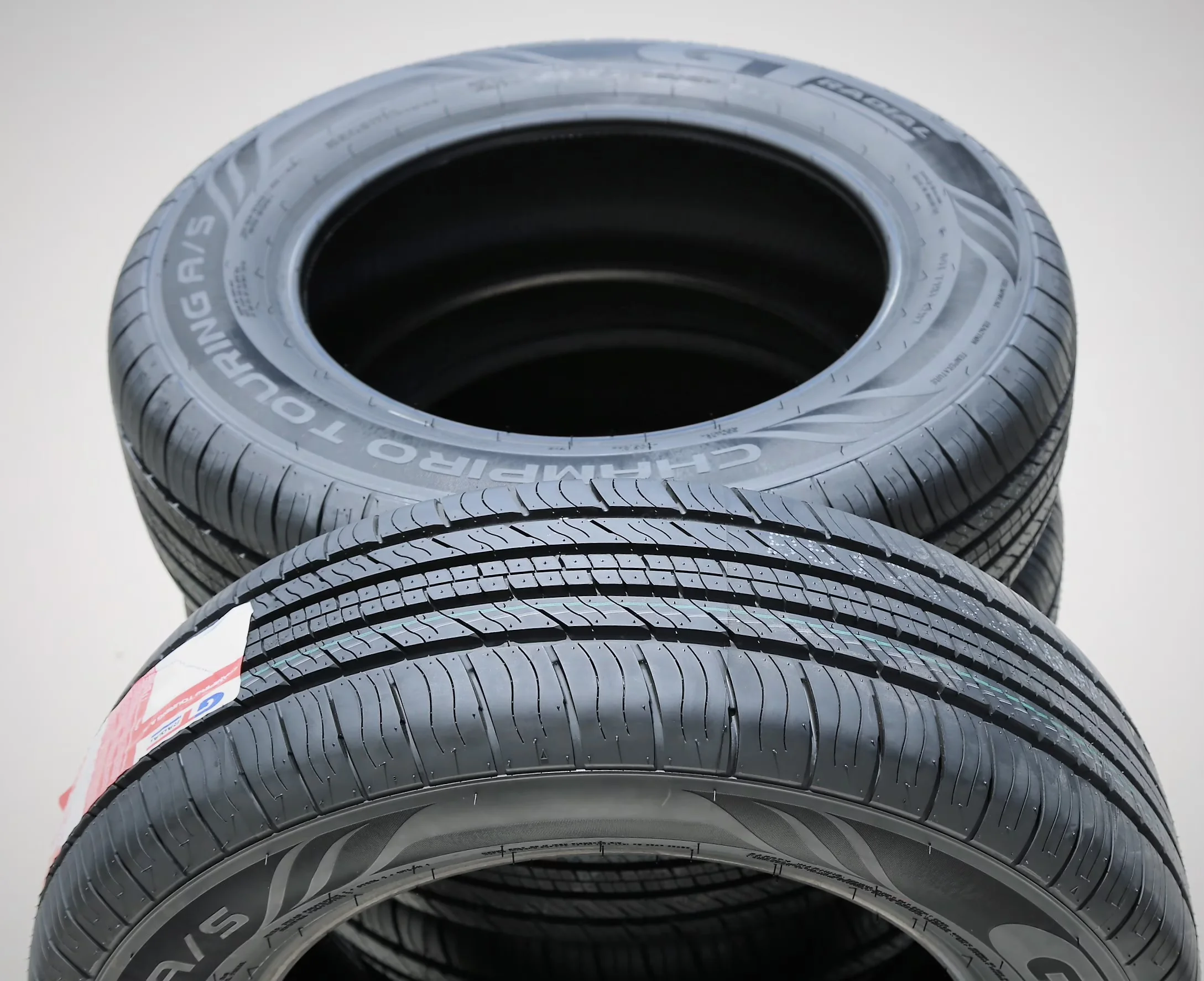 Suv Tire Sleek with Low Maintenance, Wet Or Dry, 2017-22 Jeep Renegade North - Model B80FCD