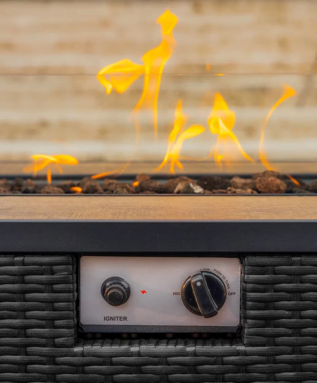Outdoor Heating Compact with Weatherproof, 3kgs lava rocks, Electronic ignition - Rattan 43" Model 562439
