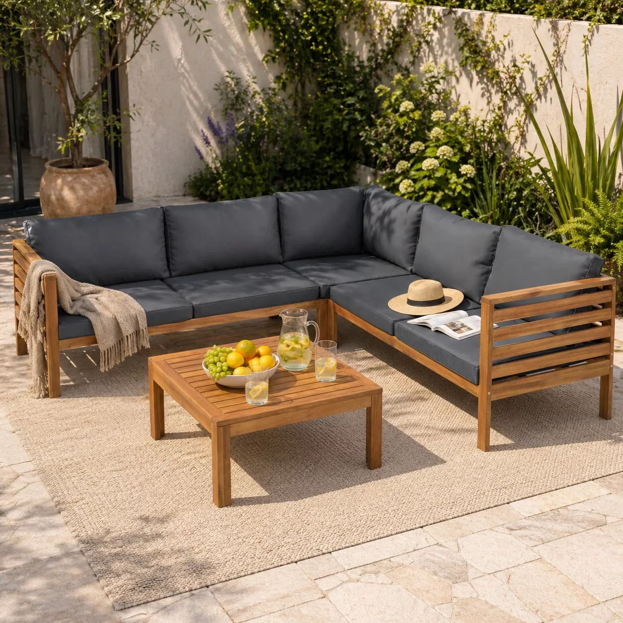Classic Outdoor Sofas Sectional with Modern, Beige Cushions, Water-Resistant & UV-Protected - Gray Wood Model 4FA4D2