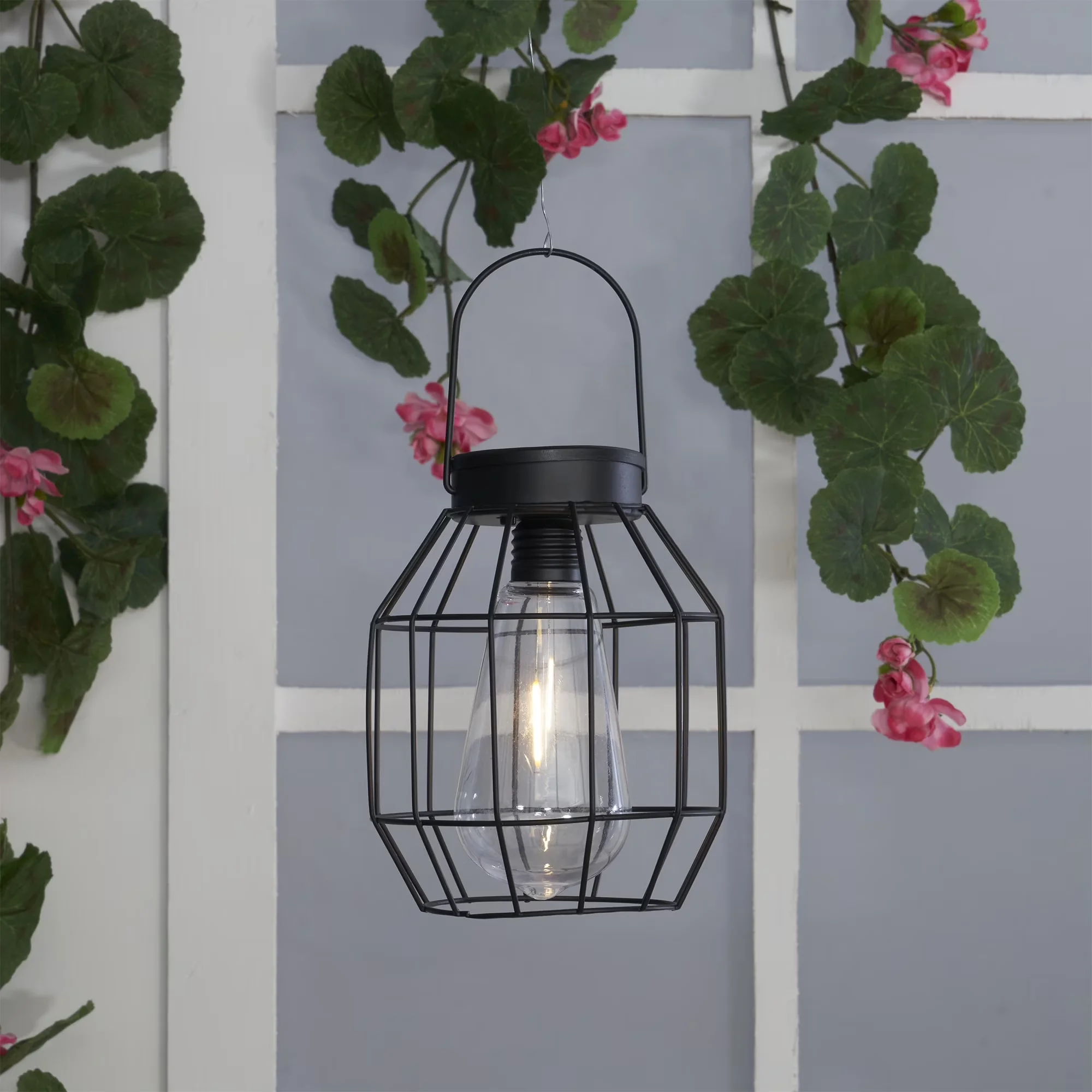 Efficient Ceiling Lights Fixture with LED, Solar - Metal 5.25" x 6.75" Model 059F6B