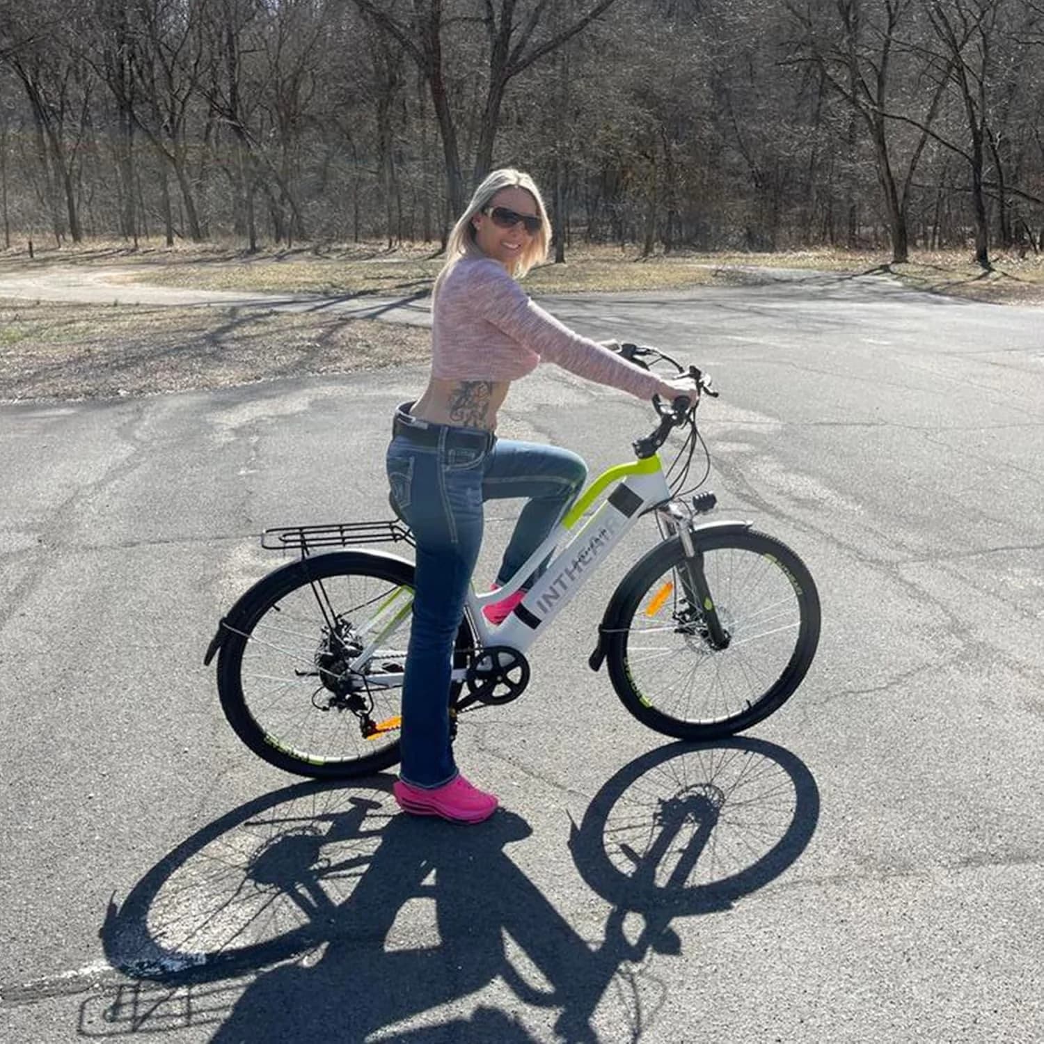 Electric Bike Innovative with Battery, 500W, Adult Commuting Bicycles 500W Ebike - White Model 430651
