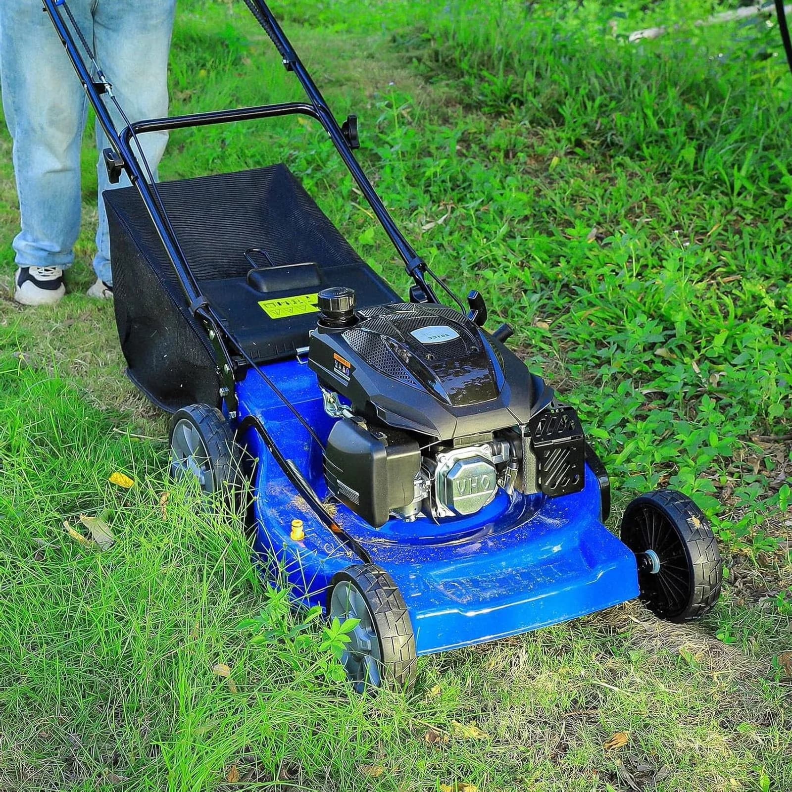 Push Mower Sleek with Single Lever Height Adjustment, Mulching - Classic Blue Model E7AC01