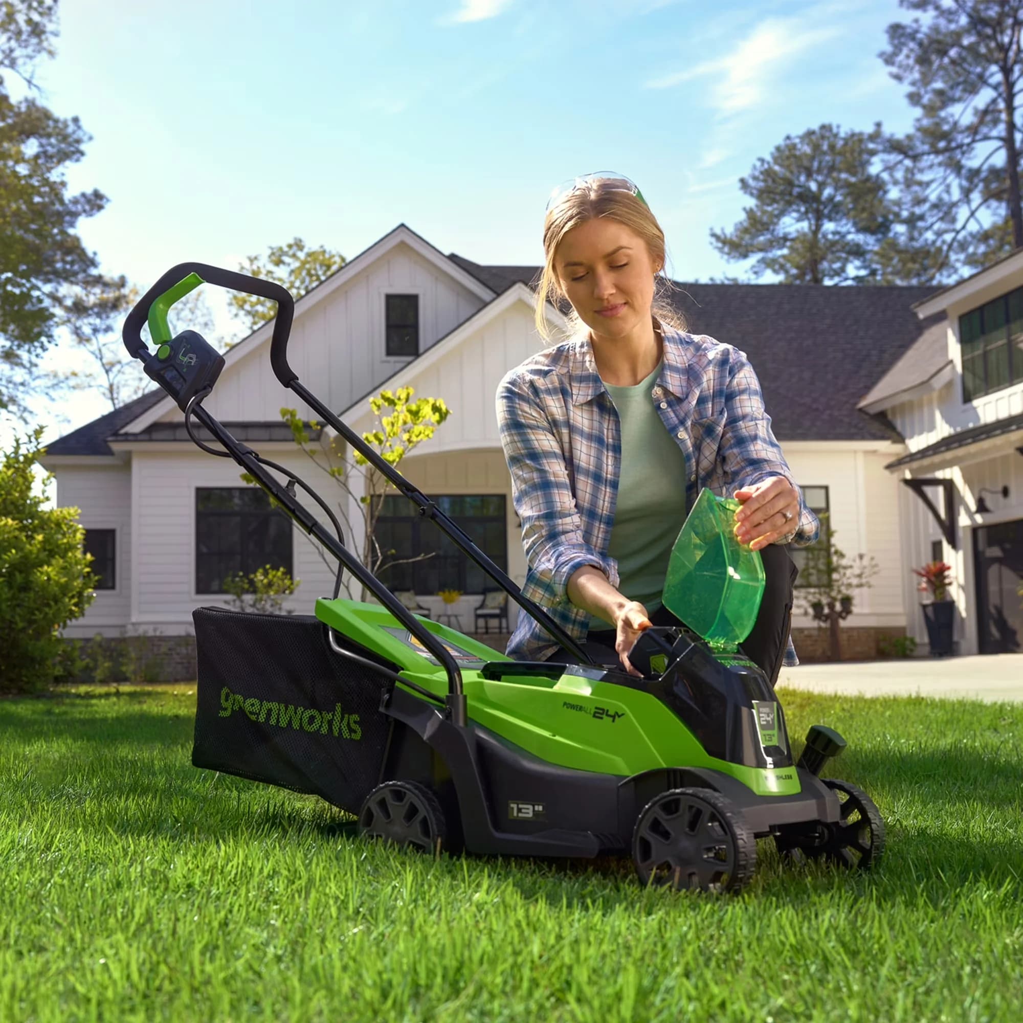 Push Mower Quality with Battery, 24V, 24V 13” Battery Powered Walk-Behind - Model D16247