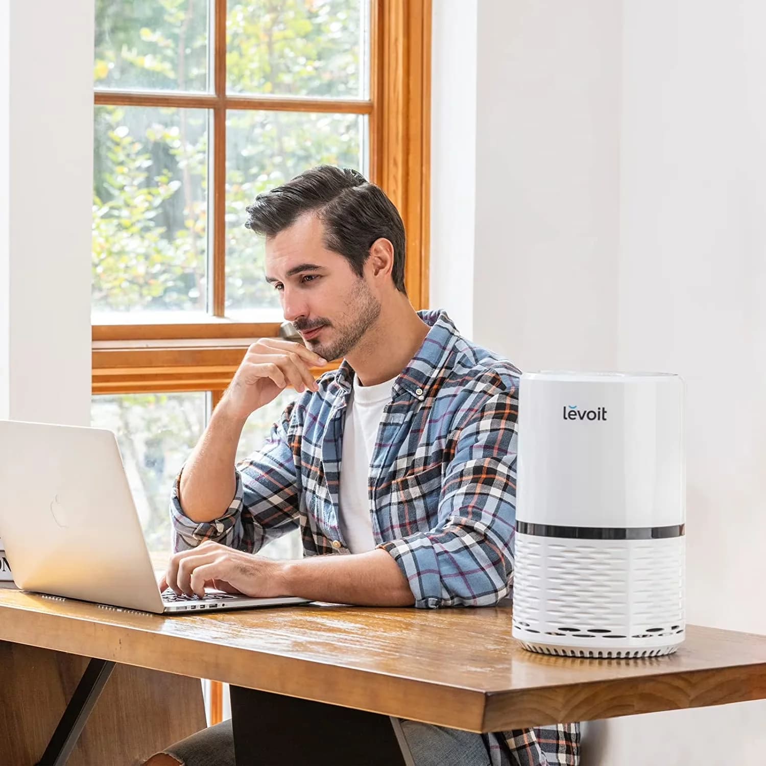 Durable Air Purifier with Automatic Shut-Off, Filter Change Indicator - White Model D96B54