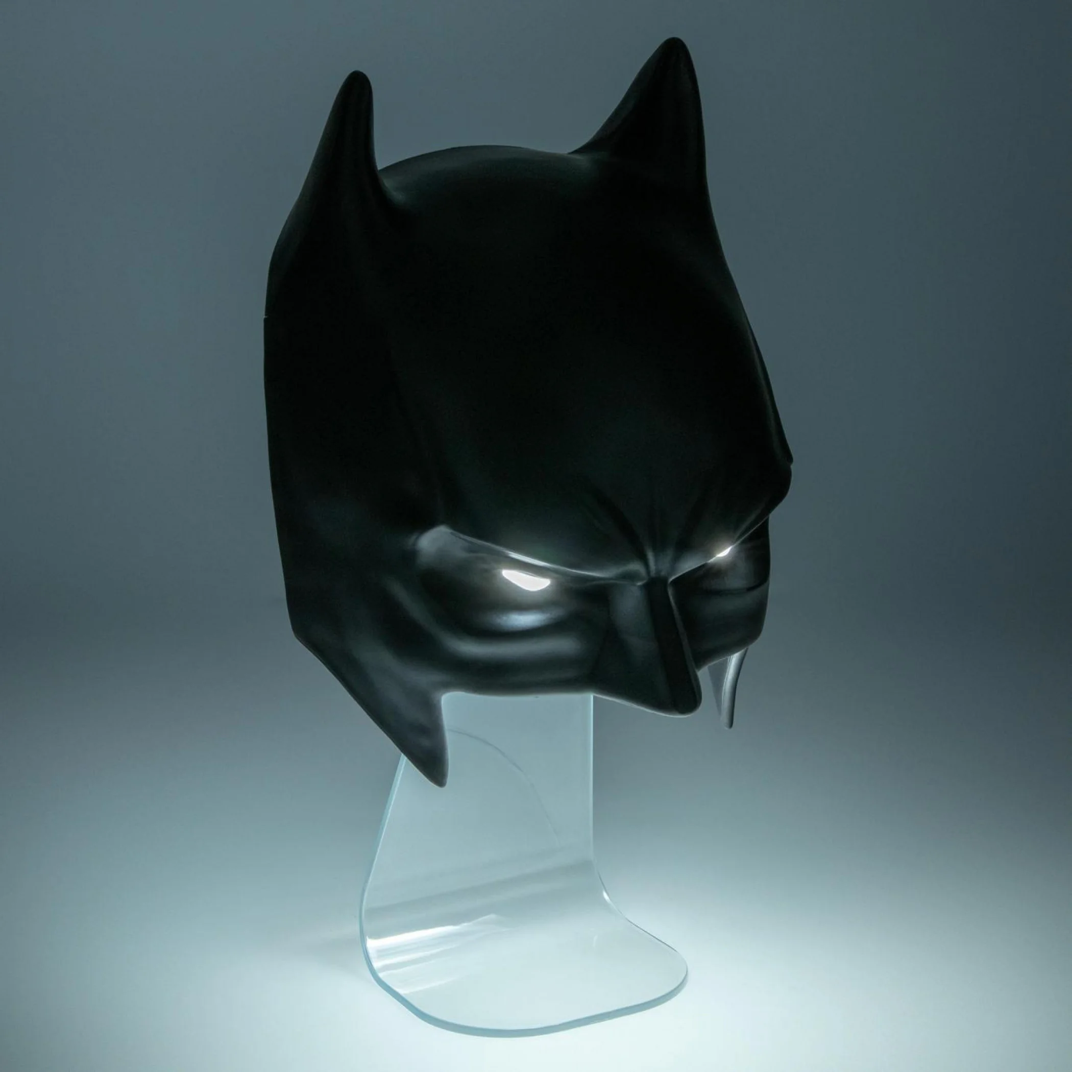 Led Lighting Essential with LED, Battery, Lights Up - Multicolor Mask - Traditional Style Model AFA63E